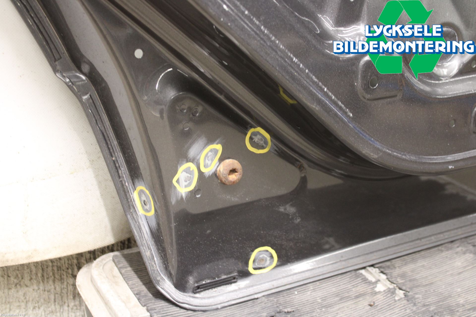 Ford KUGA 13-16 Dörr Bak Vänster