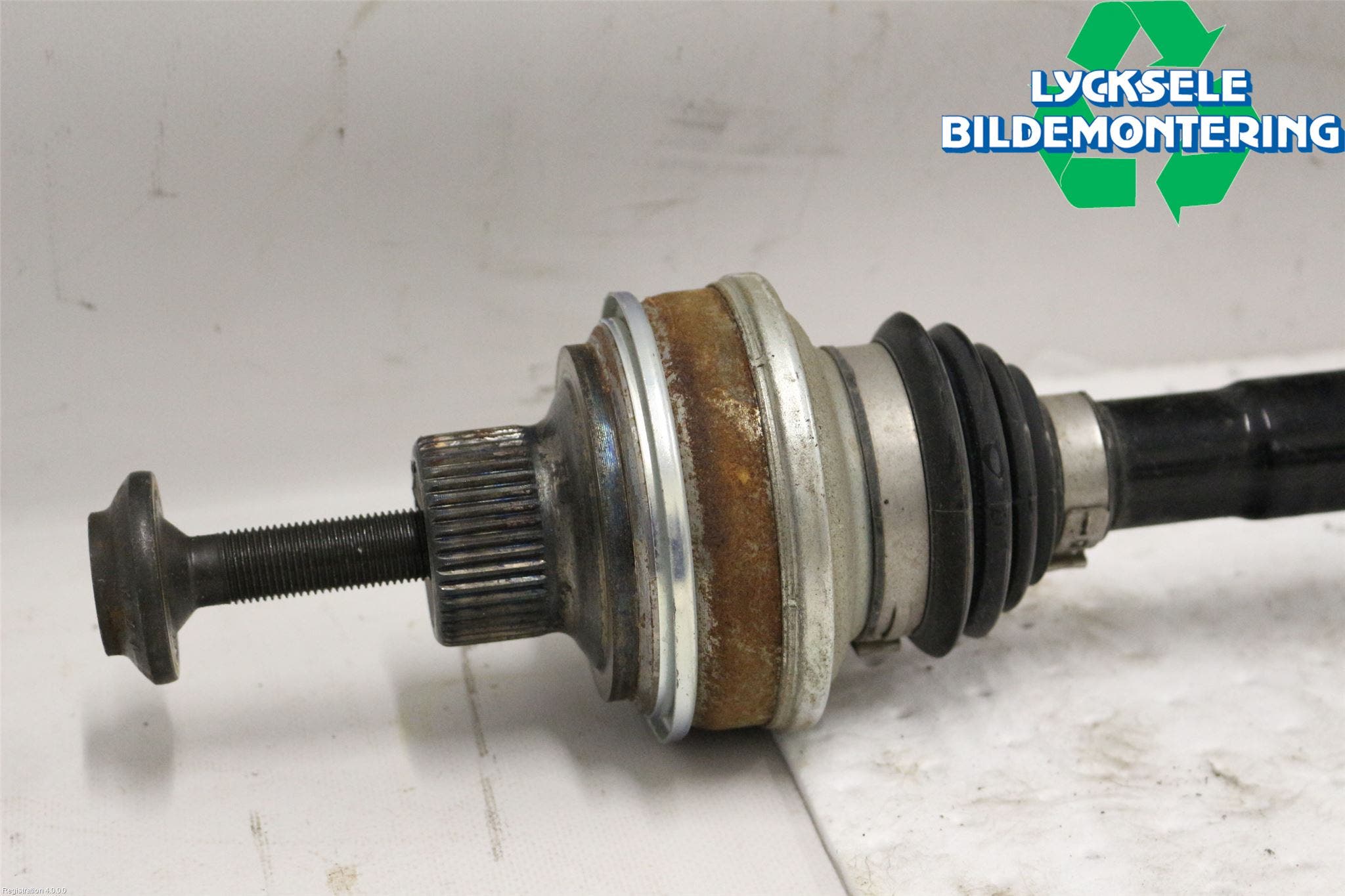 Audi A6 F2/C8 19- Drivaxel Bak Höger