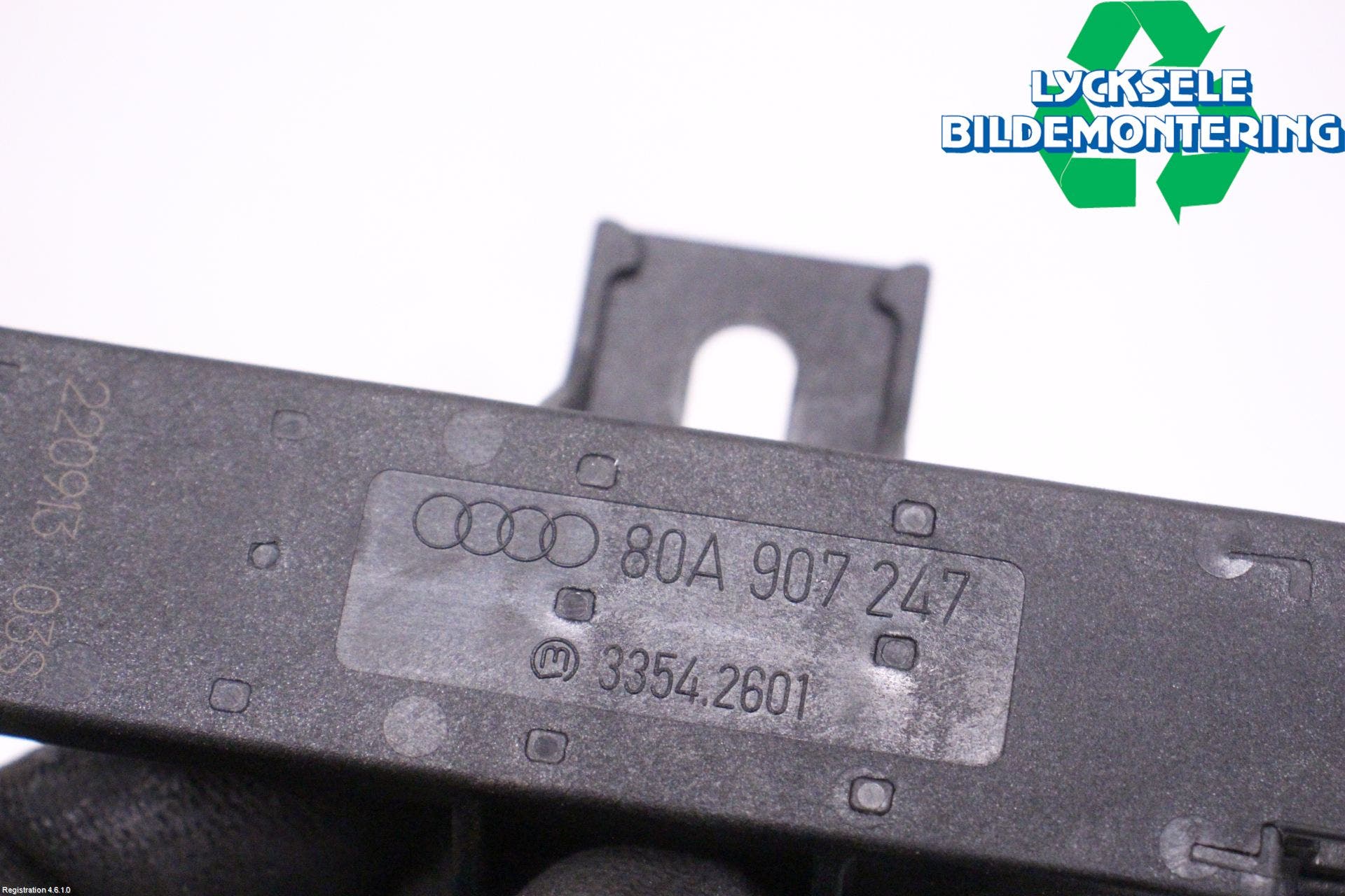 Audi Q5/SQ5 17- Antenn