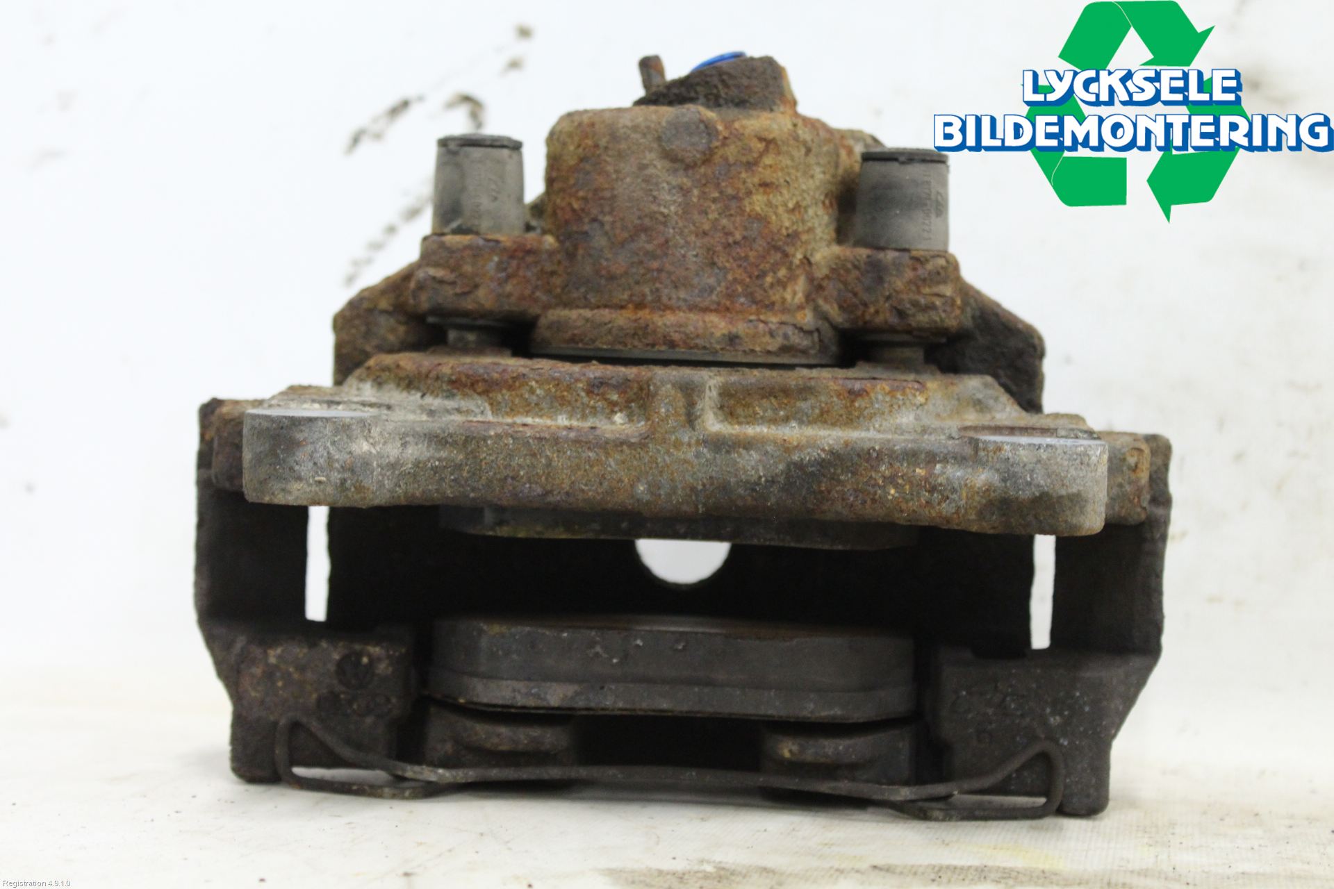 Volkswagen VW PASSAT 05-11 Bromsok Fram Höger