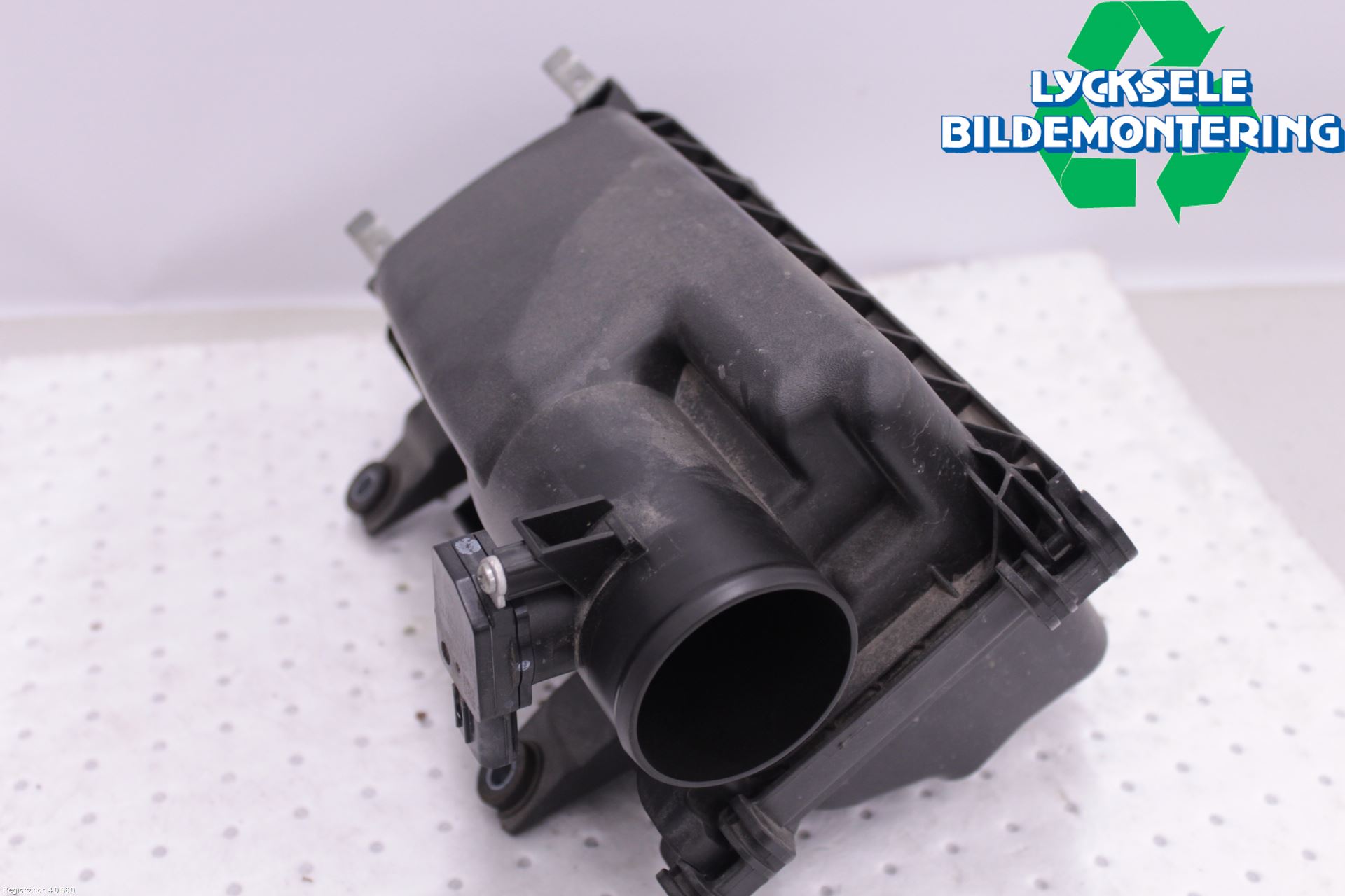 Toyota YARIS XP130 12-14 Luftrenare