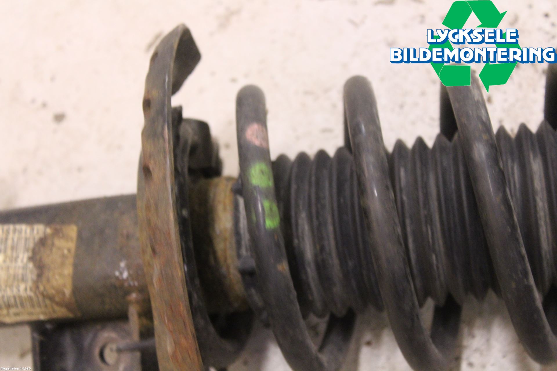 Volvo S60 11-13 Fjäderben Fram Vänster