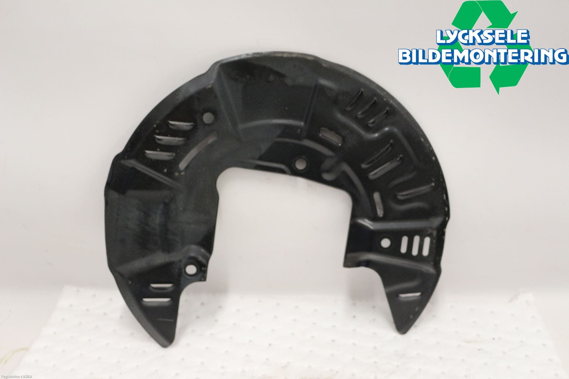 Subaru OUTBACK 15-20 Bromssköld Fram