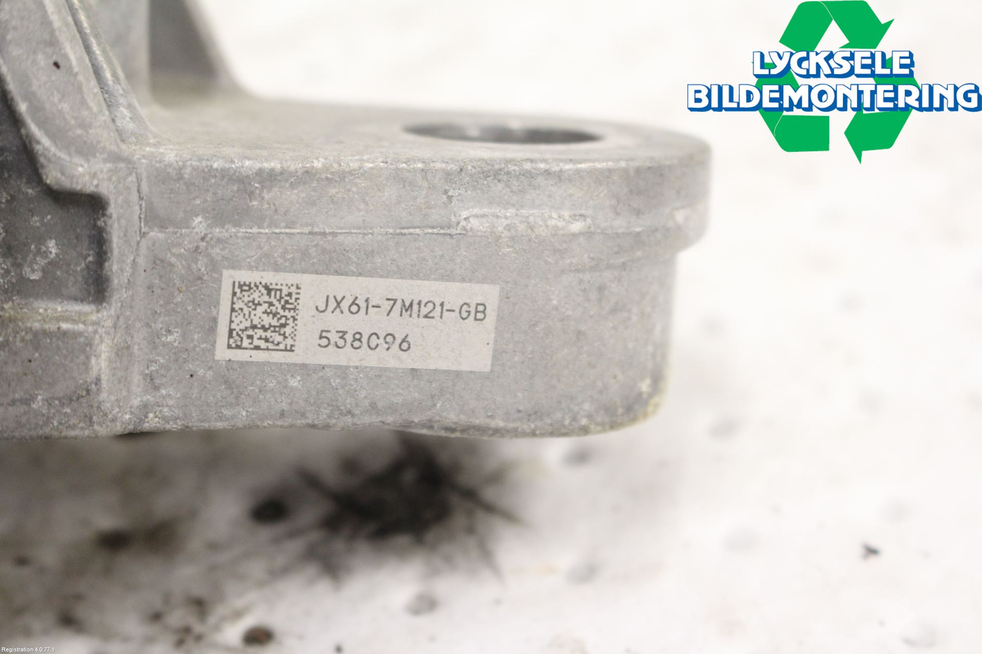 Ford FOCUS 19- Växellådsfäste