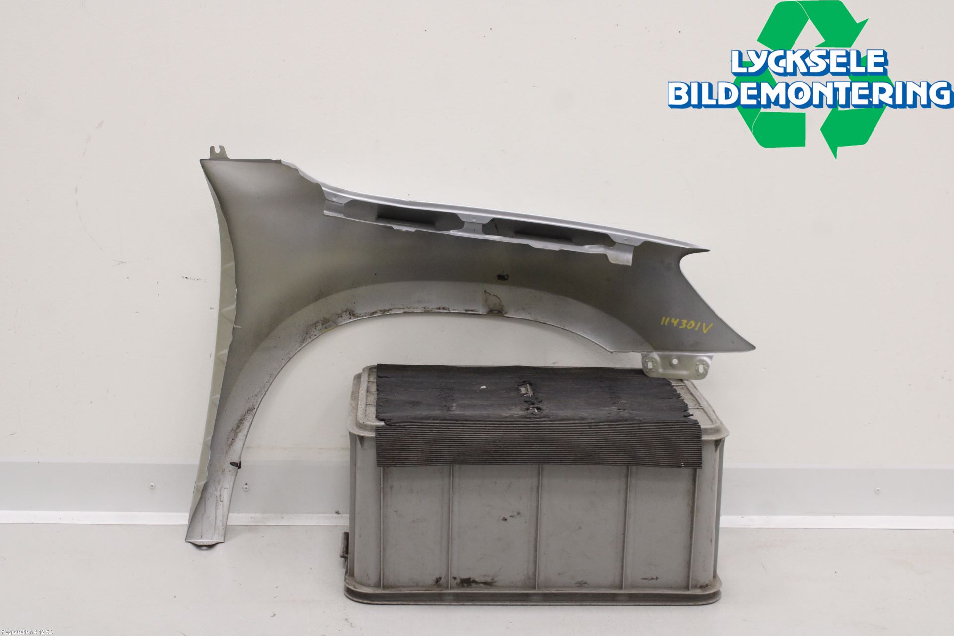 Skoda YETI Skärm Fram Vänster