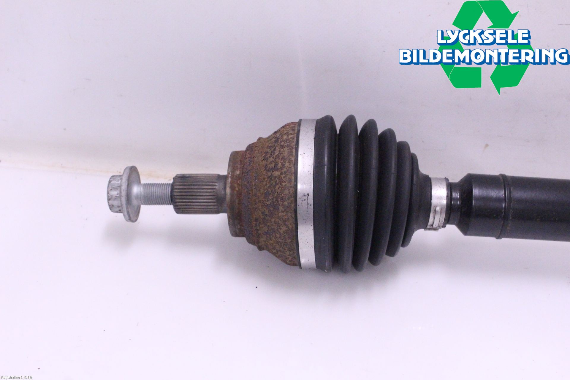 Volkswagen VW GOLF / E-GOLF VIII 20- Drivaxel Fram Höger