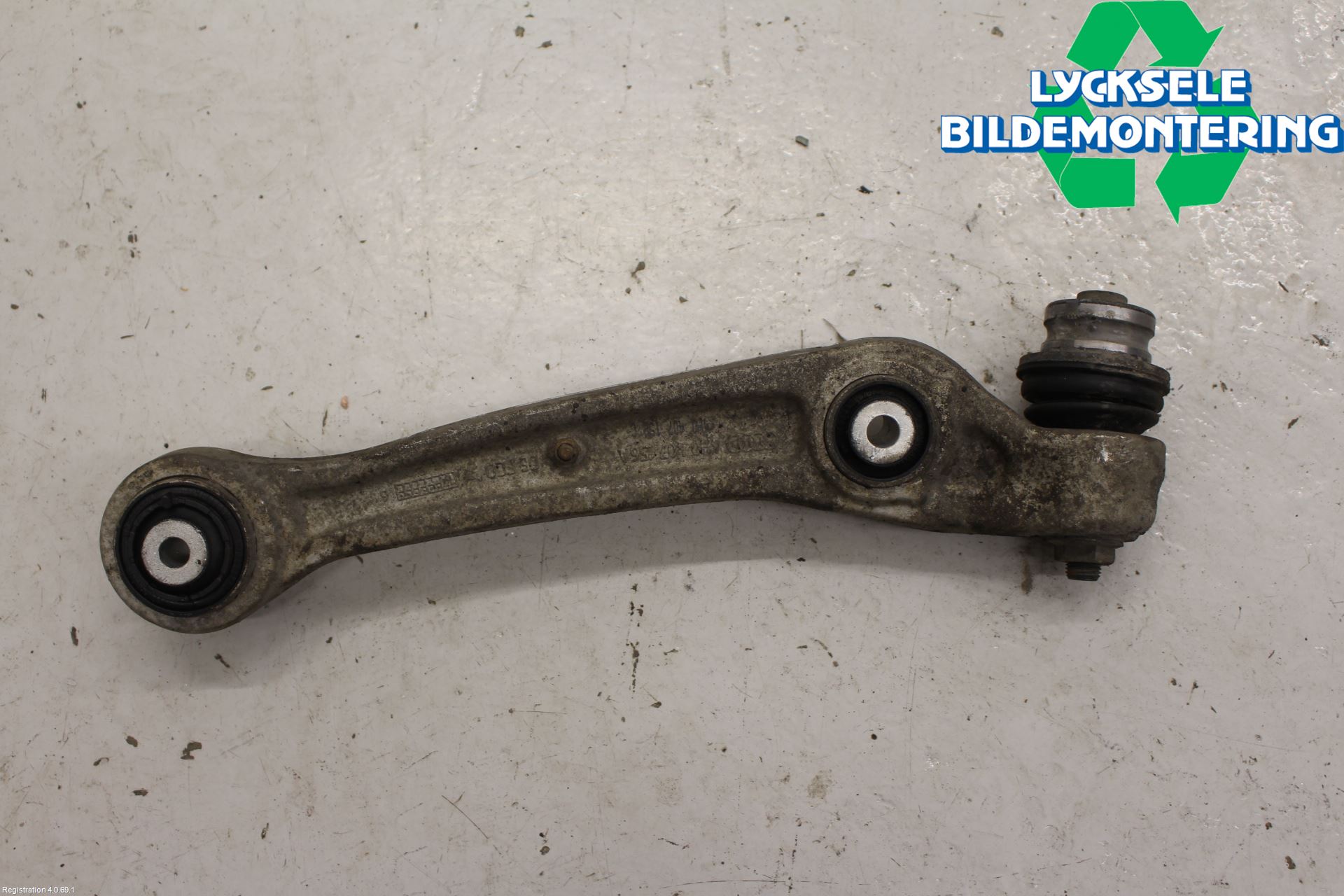 Audi A8/S8 4H 10-17 Bärarm Fram Undre Vä