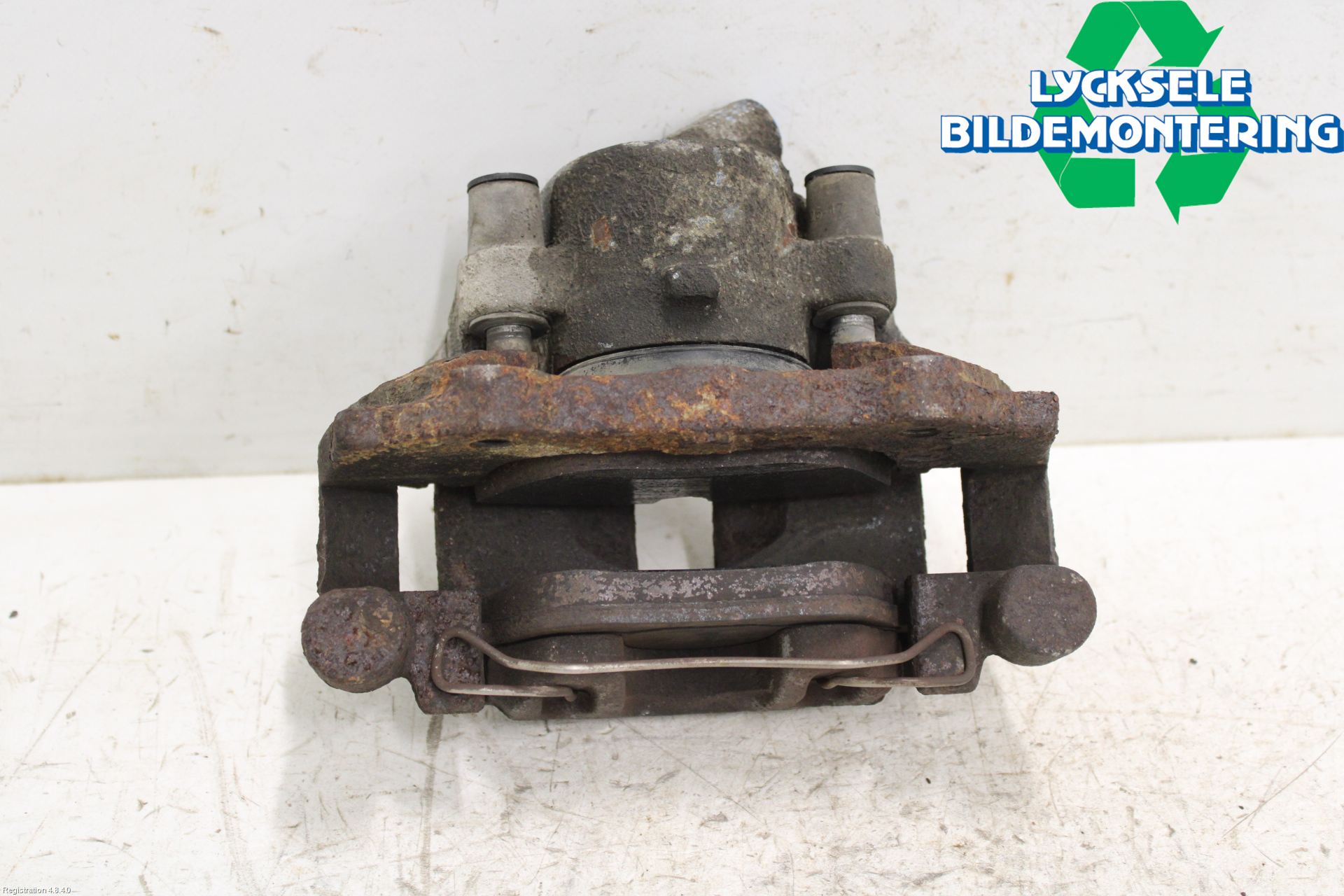 Volvo S70/V70/XC  97-00 Bromsok Fram Höger