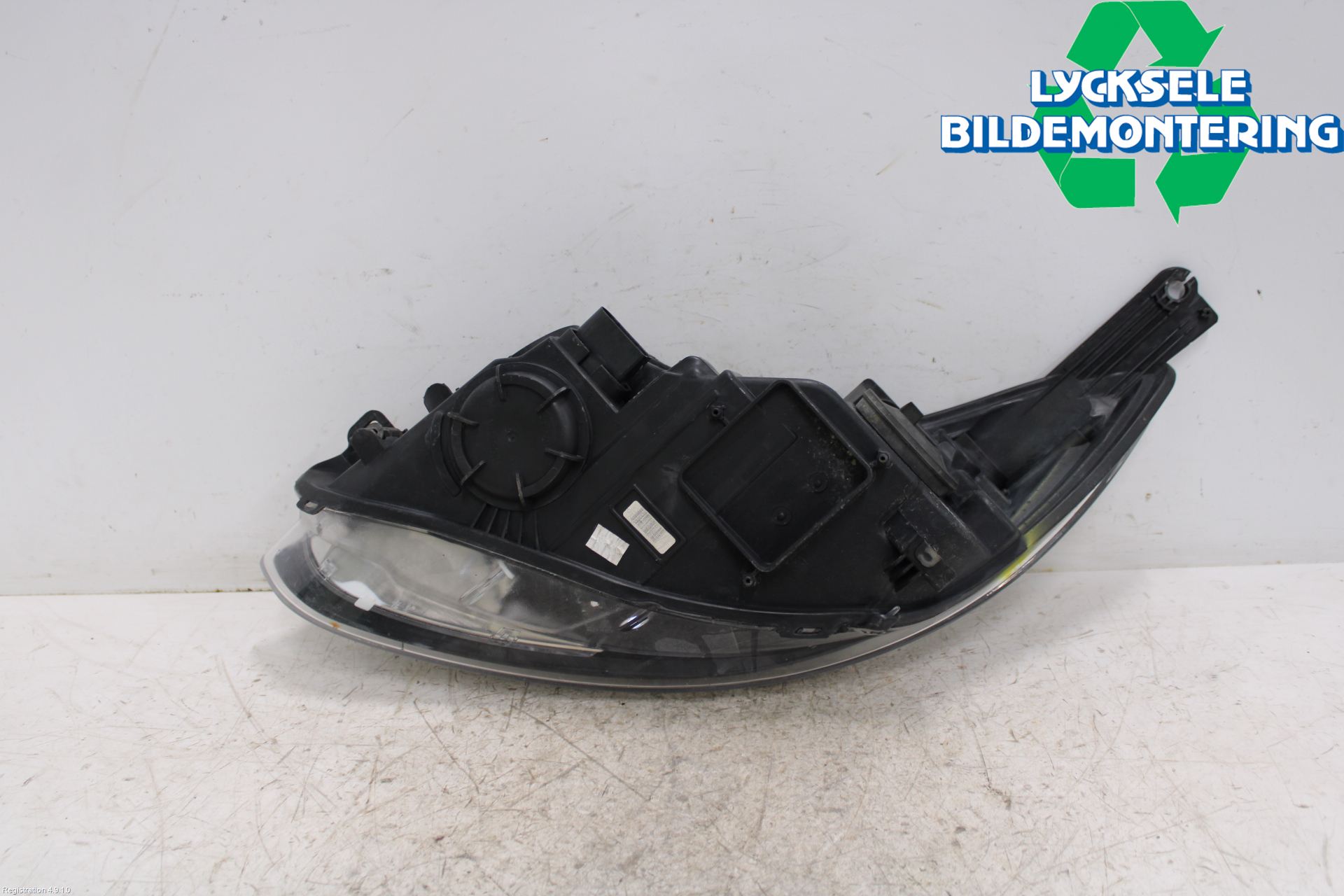 Ford FOCUS 11-14 Strålkastare Höger