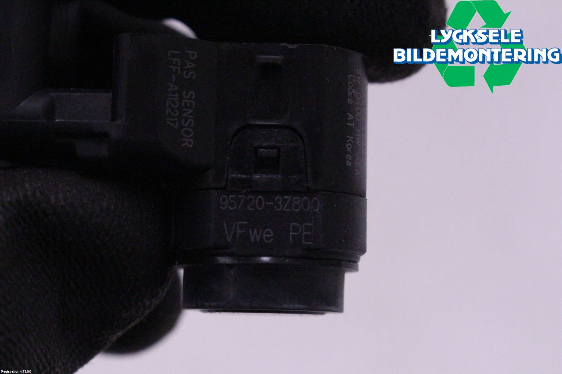 Hyundai i40 16-18 Parkeringshjälp Frontsensor