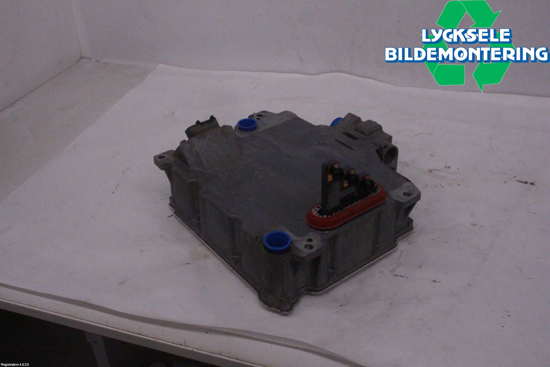 Audi E-TRON, S GE 19- Inverter 12 -> 220 V