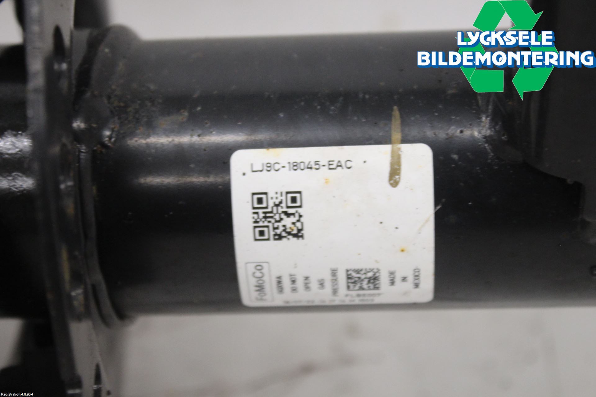 Ford MUSTANG Mach-E 21- Fjäderben Fram Höger