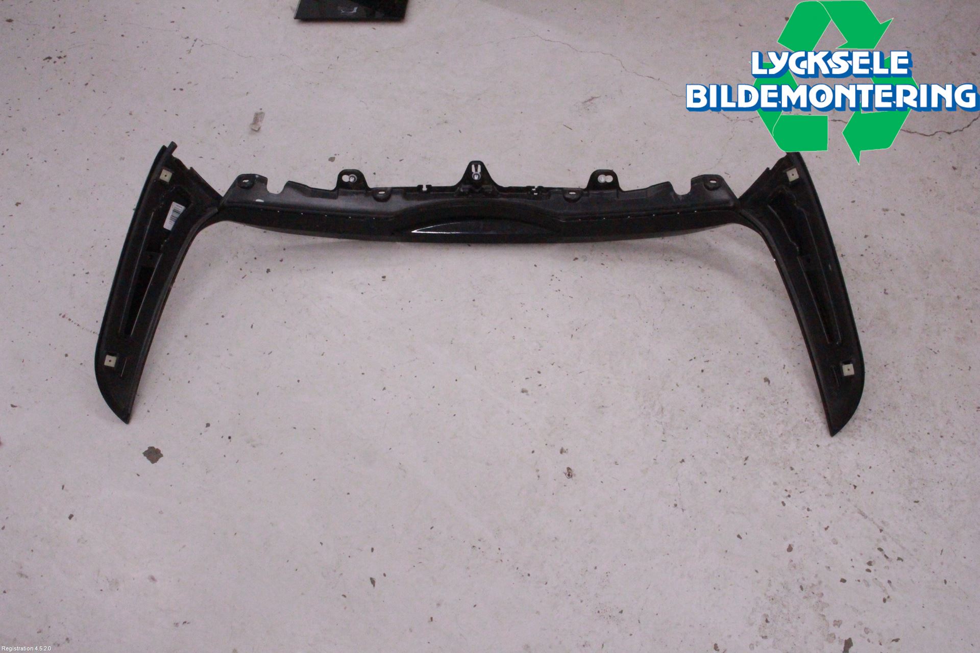 BMW X7 G07 19- Spoiler Baklucka