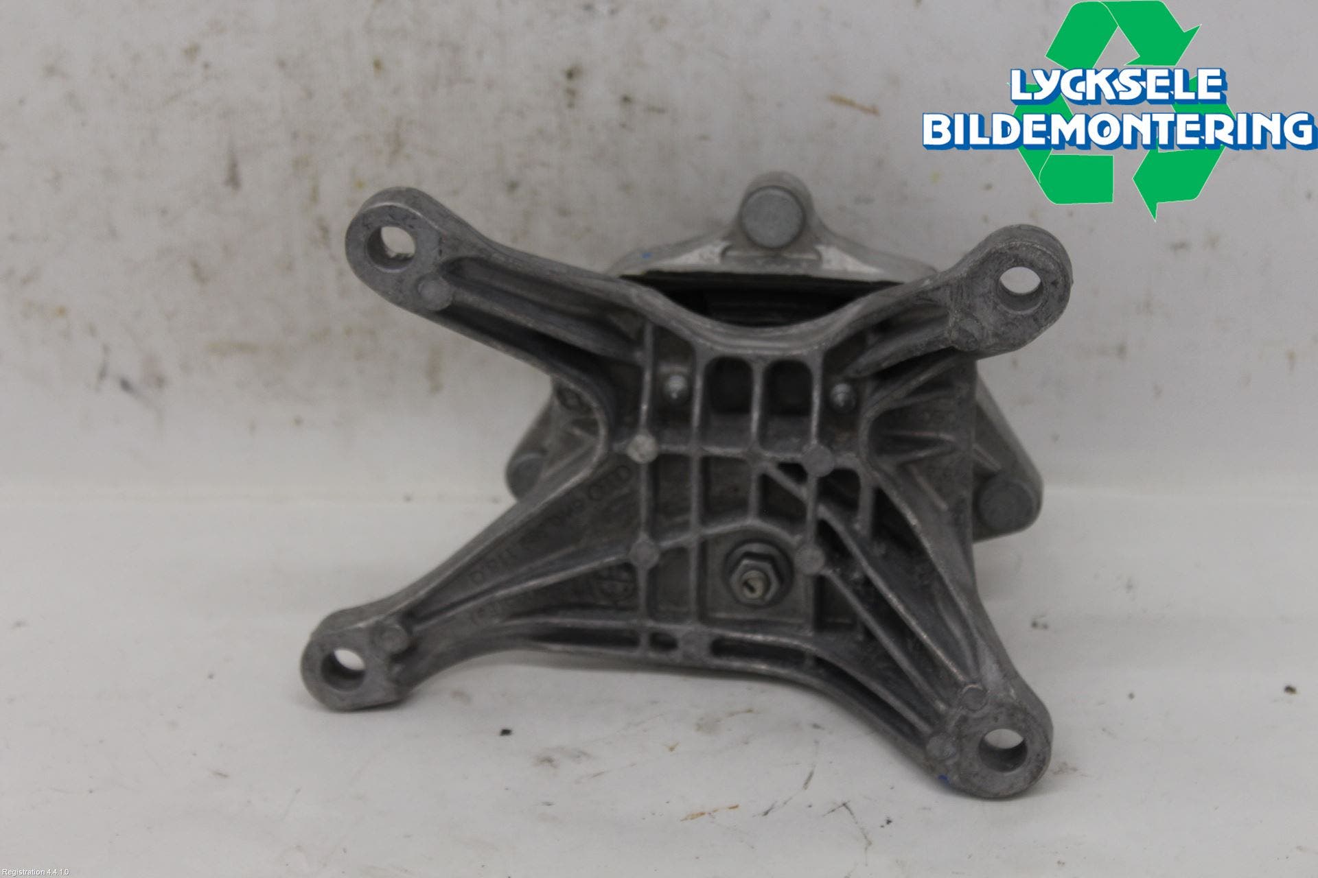 Audi A4/S4 B9 20- Växellådskudde