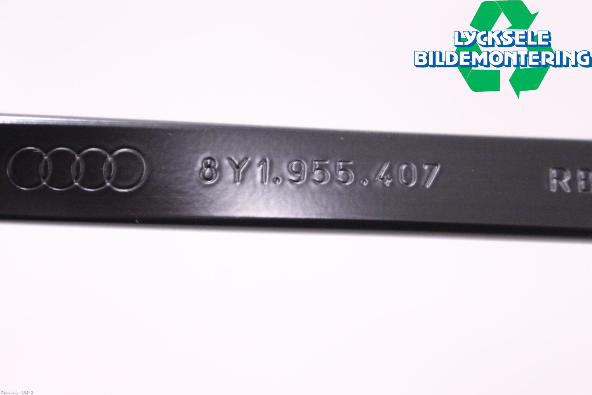 Audi A3/S3 8Y 21- Torkararm Armar Vindruta