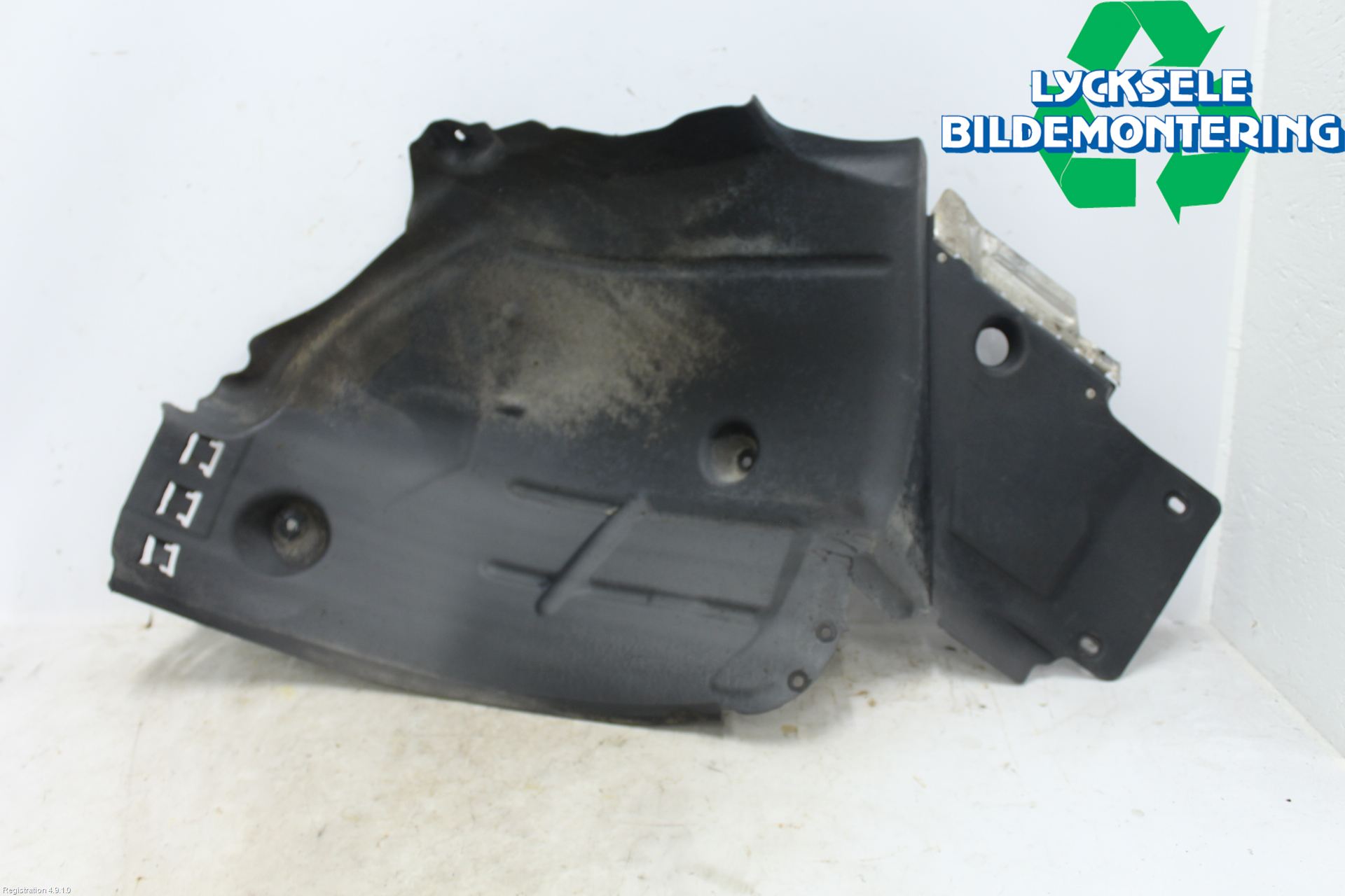 Mercedes-Benz MB C-KLASS (W205) 14-21 Skärm Inner