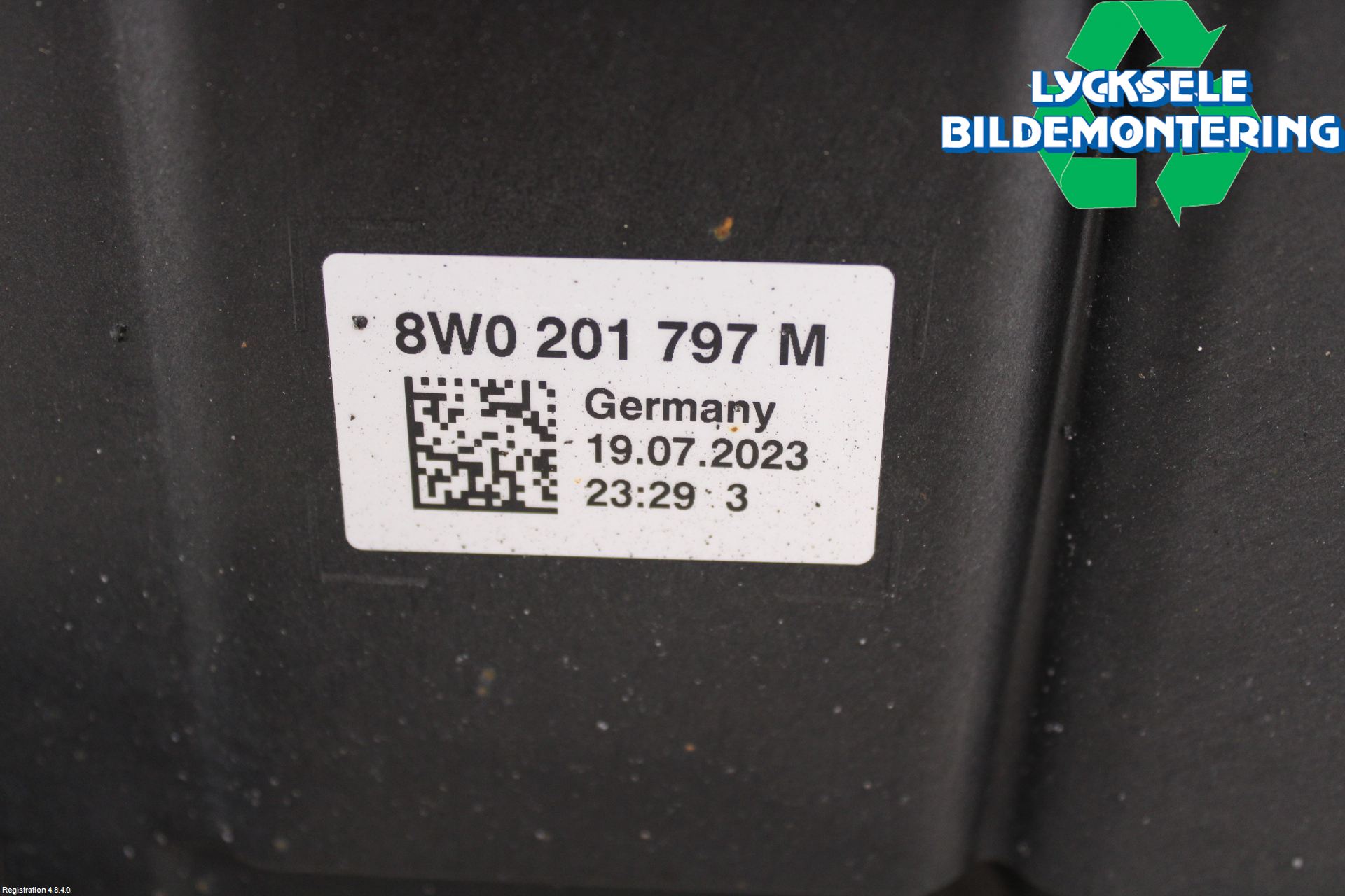 Audi A4/S4 B9 20- Bränsle Kolkanister