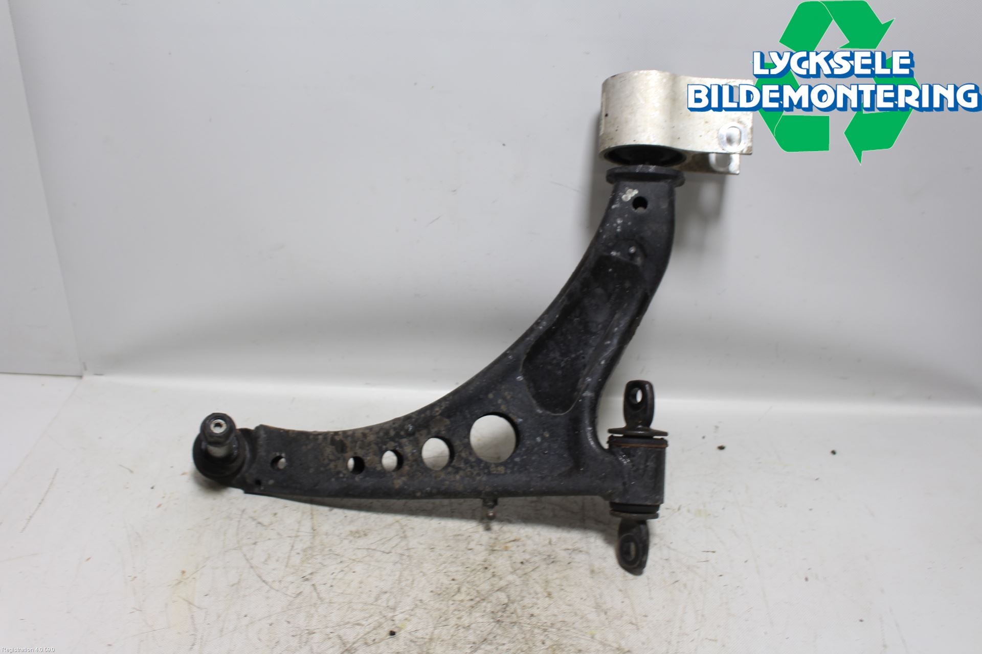 Opel INSIGNIA 17- Bärarm Fram Undre Hö