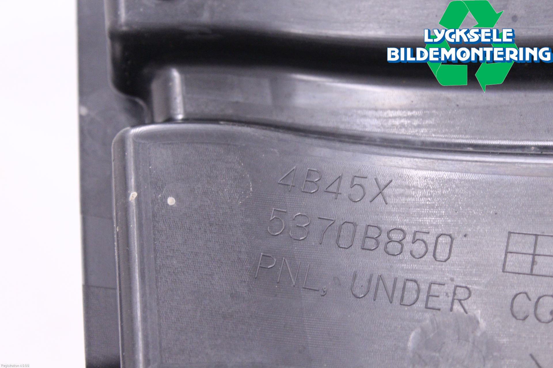 Mitsubishi OUTLANDER 13-21 Skärm Inner