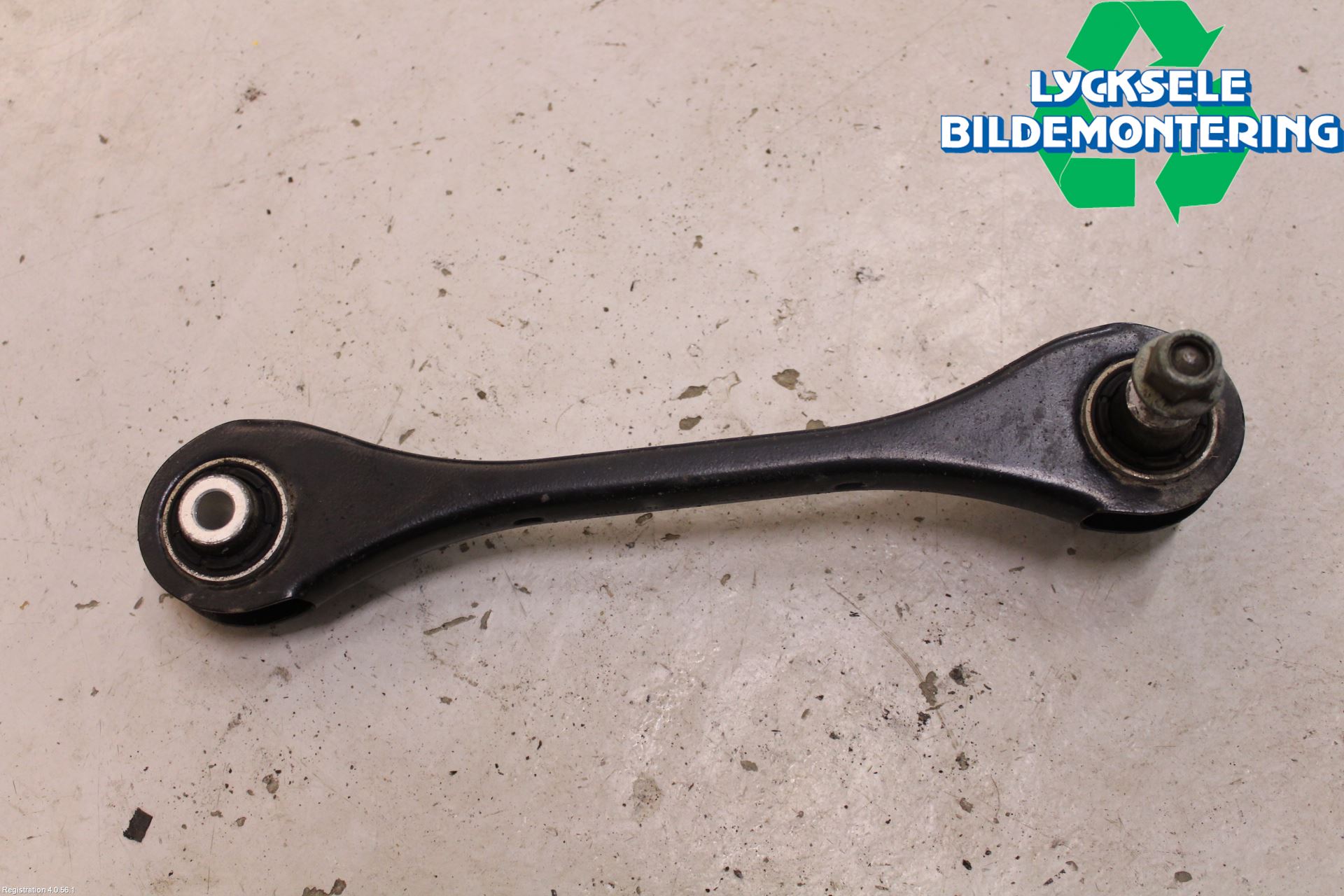 Volkswagen VW PASSAT 15-19 Bärarm Bak Vänster