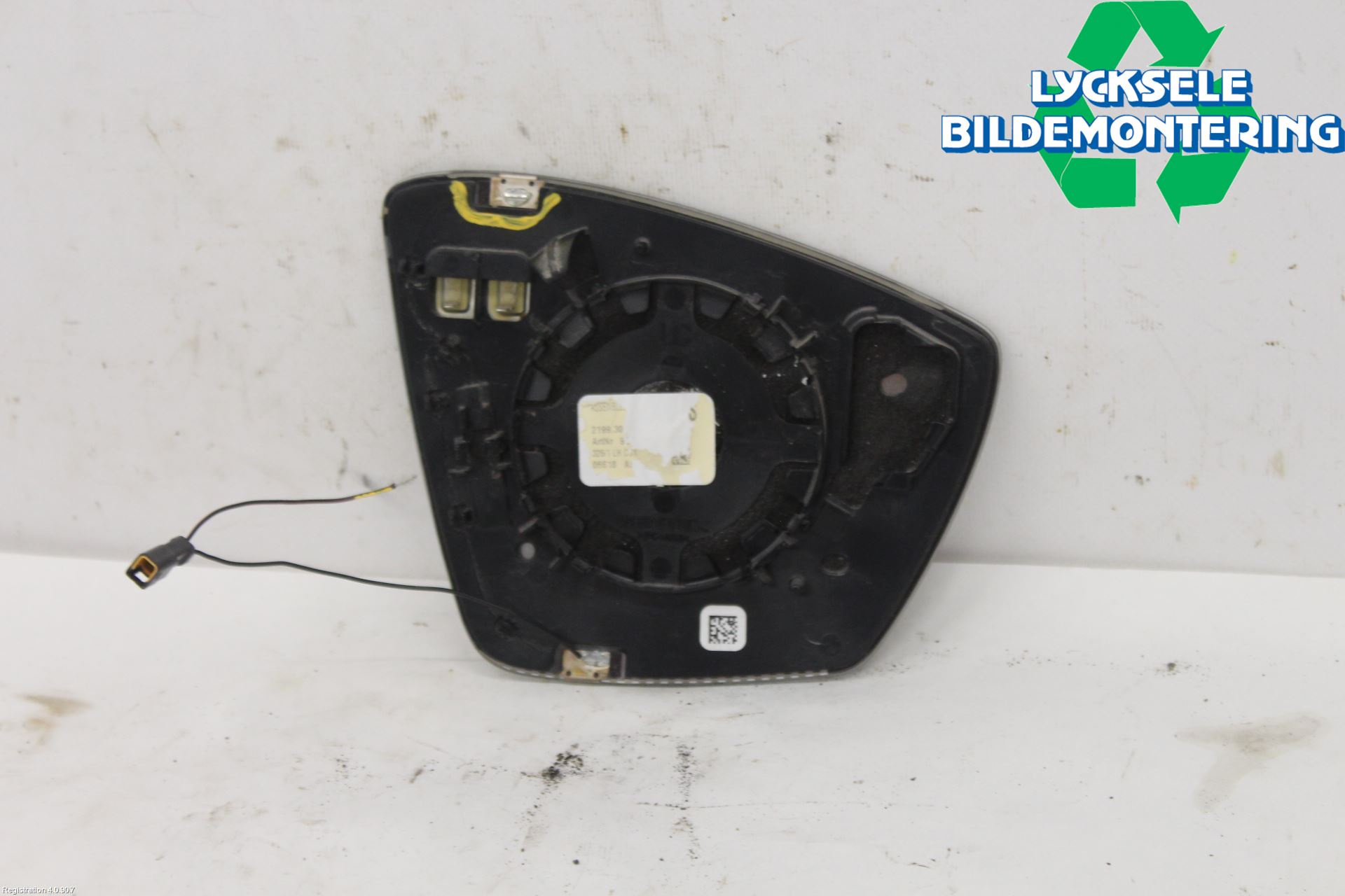 Skoda KAROQ 18- Spegelglas Vä