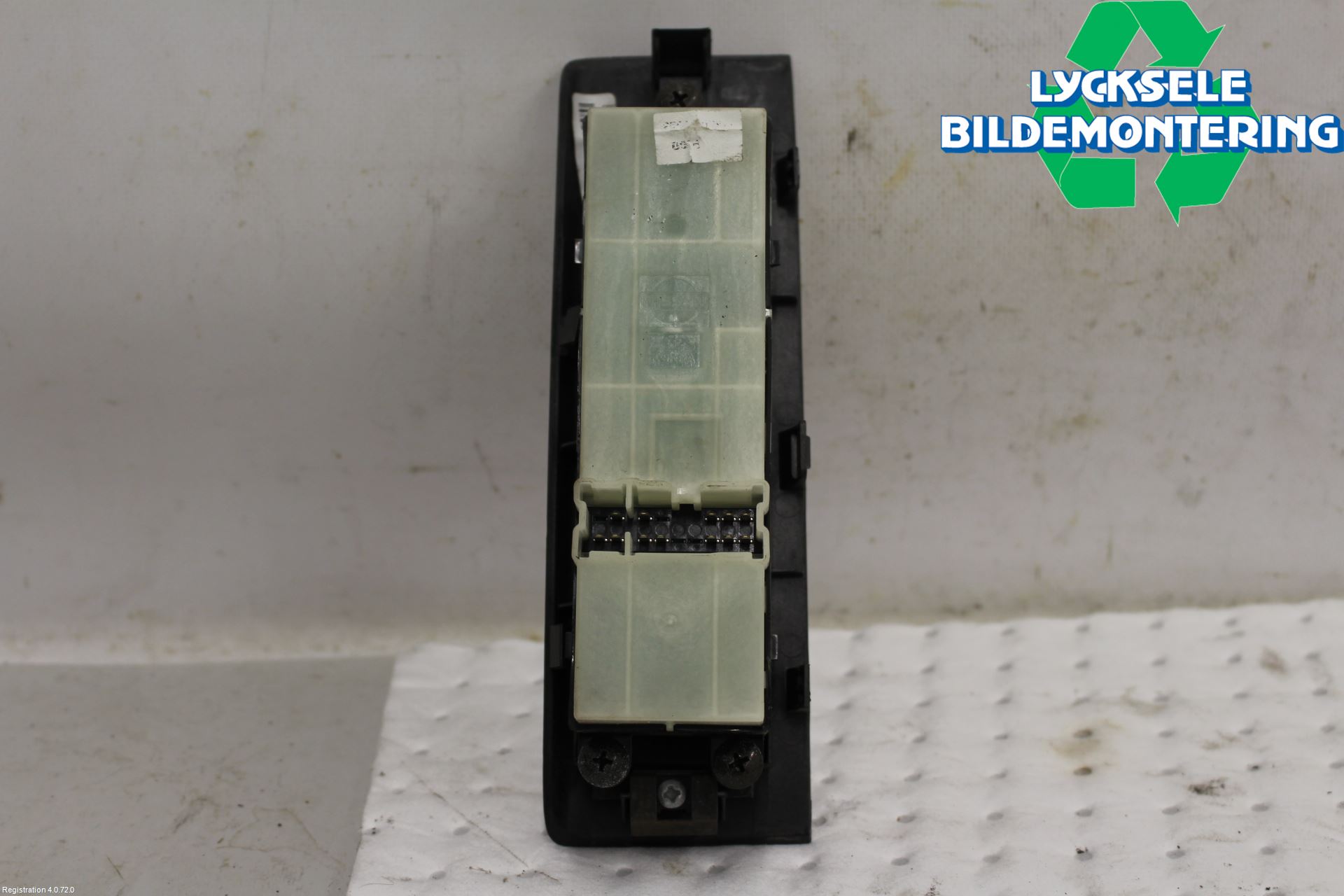 Nissan NAVARA 05-16 Strömställare Elhiss