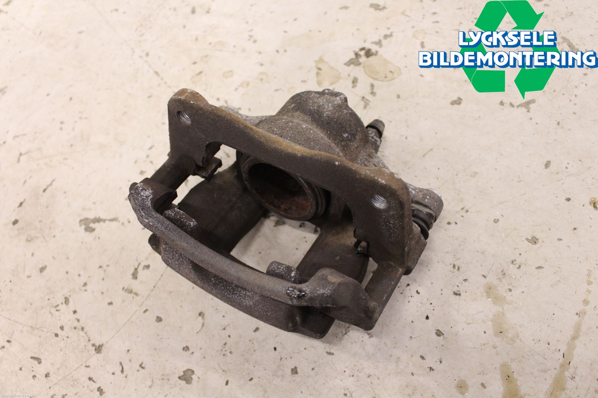 Toyota AURIS 13-19 Bromsok Fram Höger