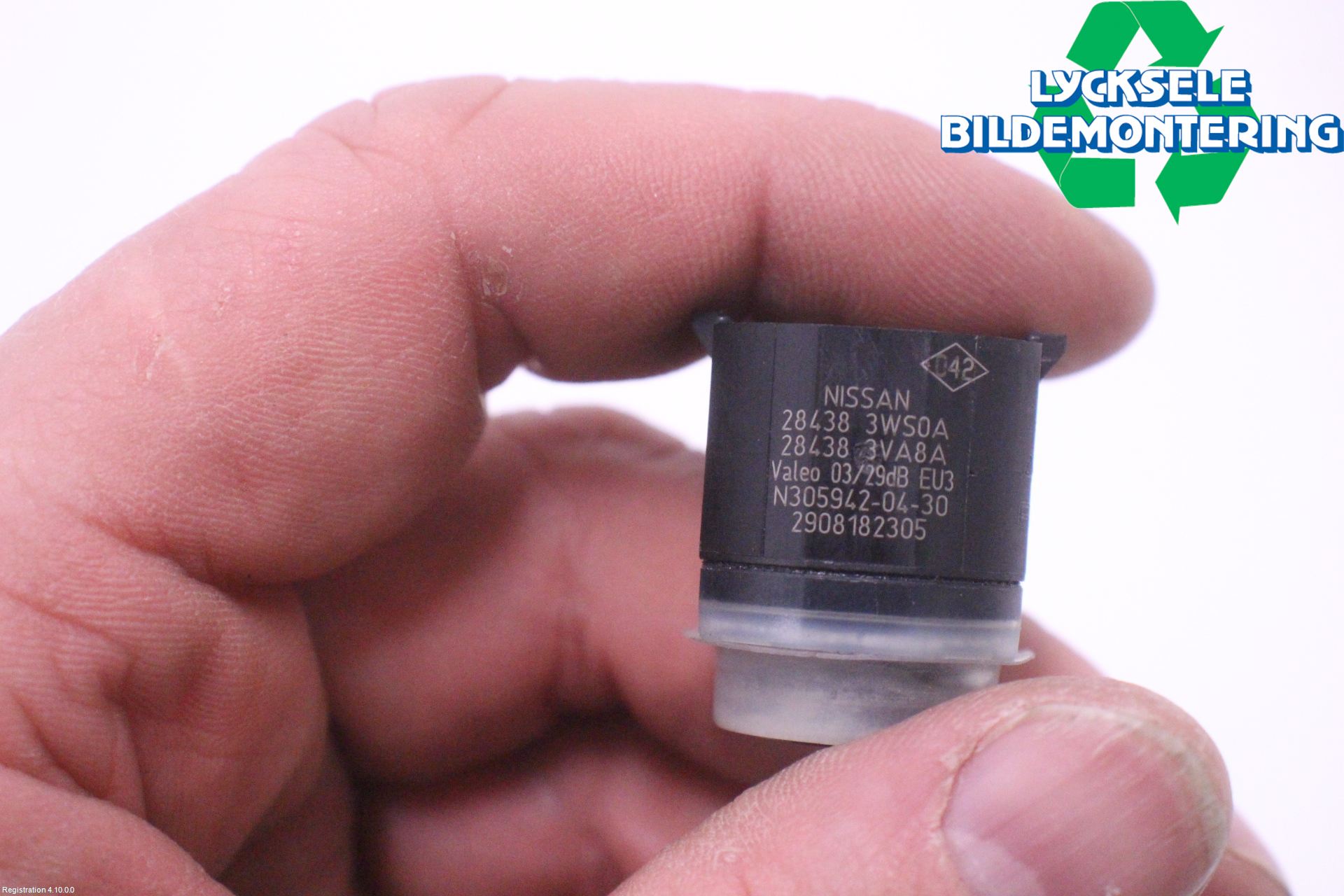 Nissan LEAF 18- Parkeringshjälp Frontsensor