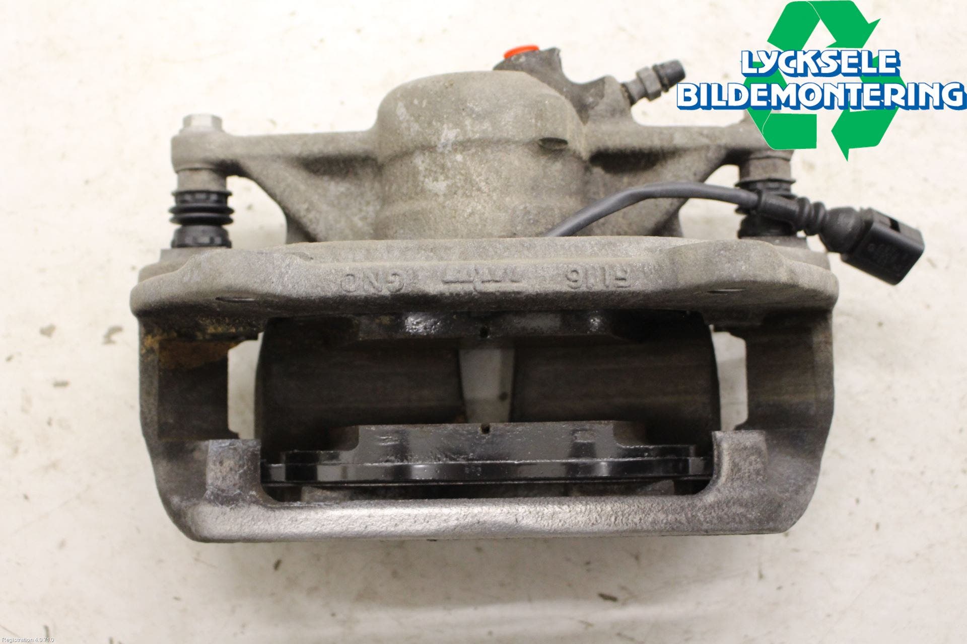 Seat TARRACO 19- Bromsok Fram Höger