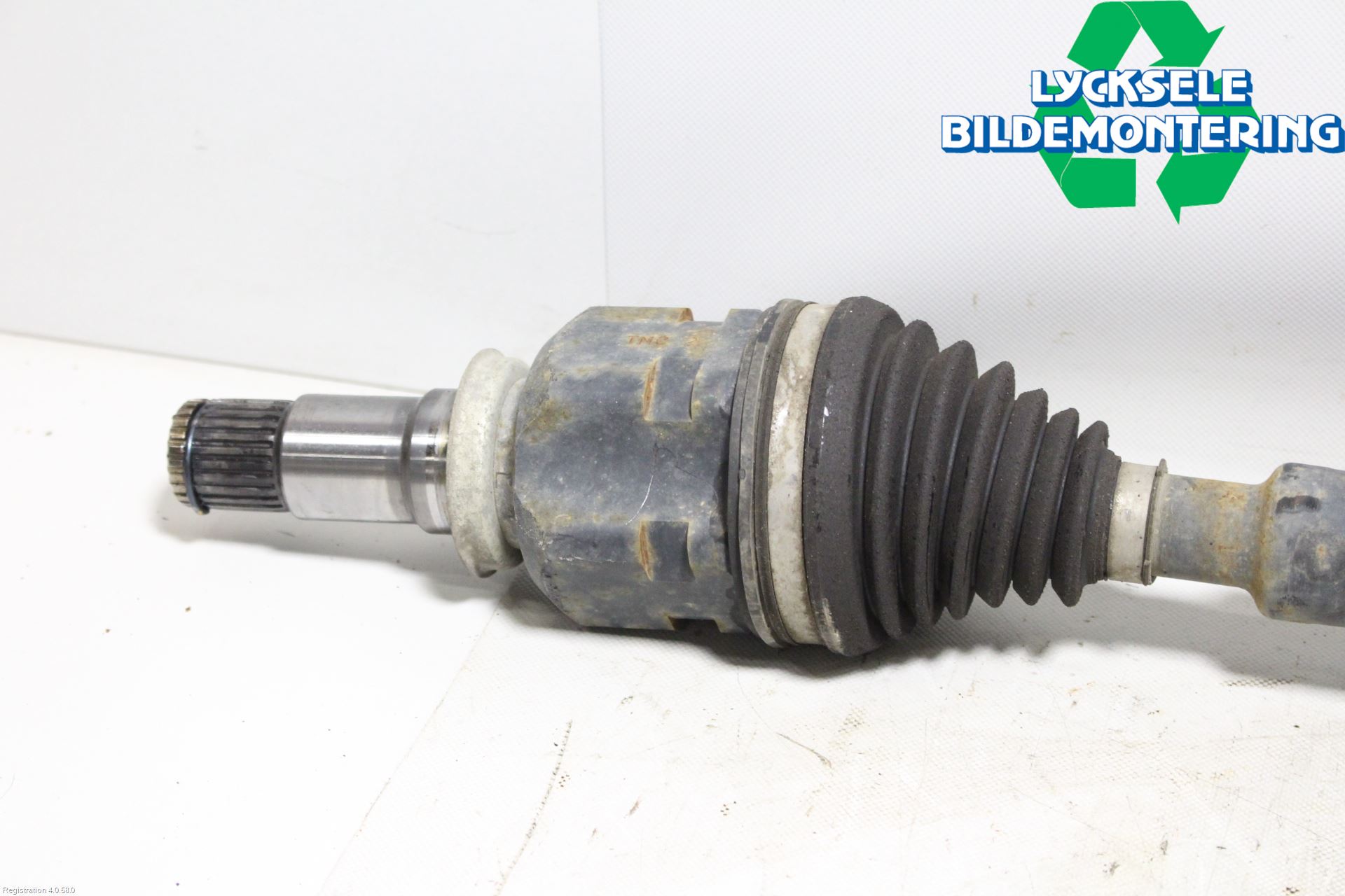 Toyota PRIUS ZVW30 09-20 Drivaxel Fram Höger