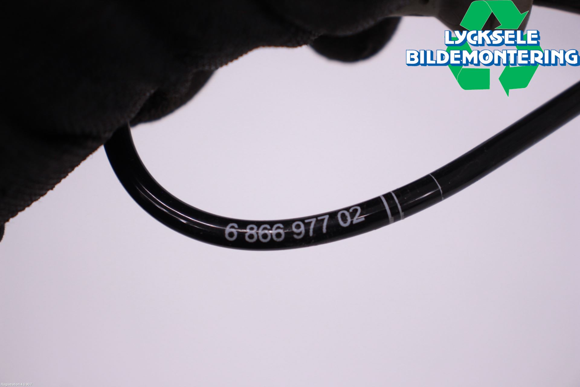 BMW 5 G30/G31/F90 17-23 Abs Sensor