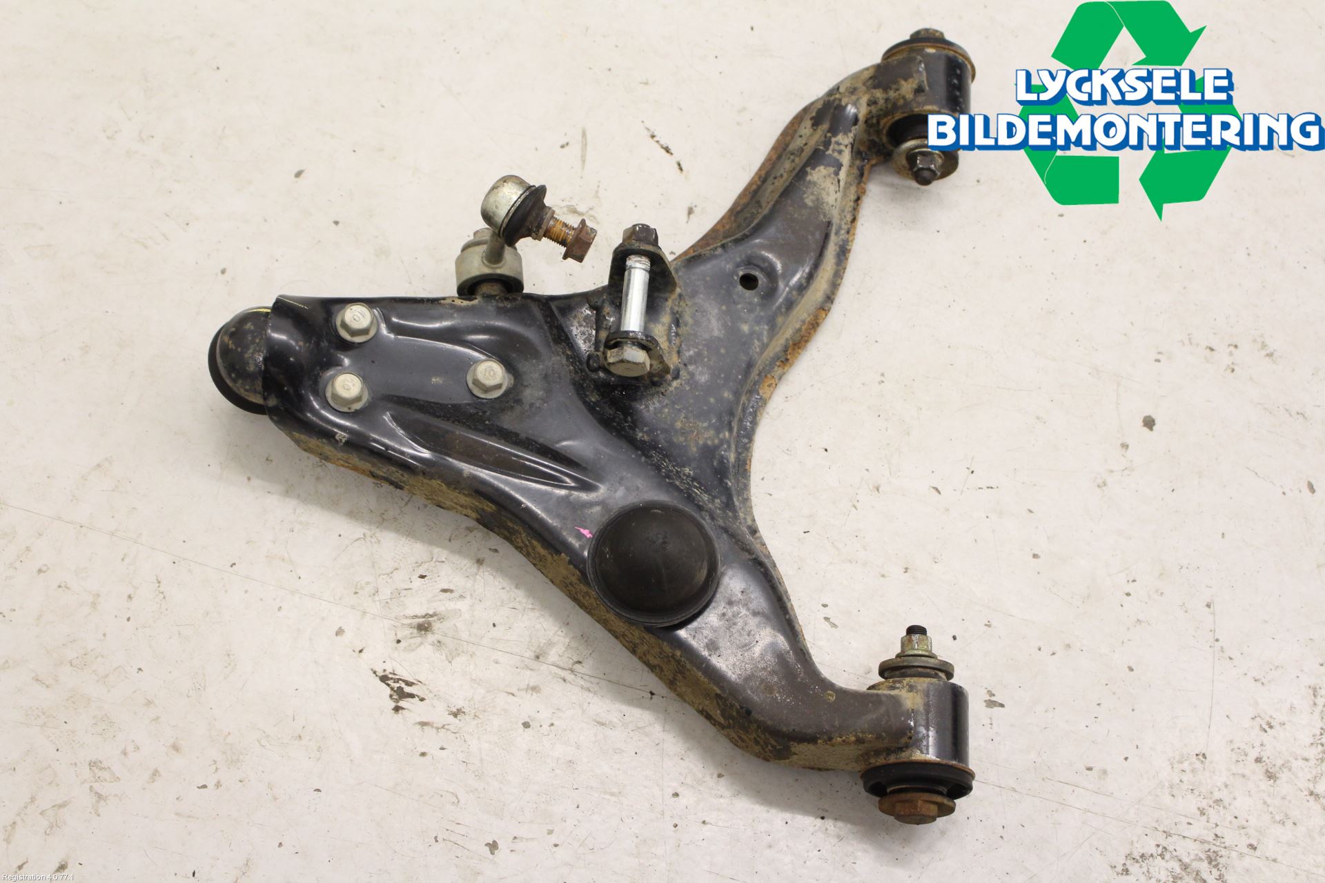 Mitsubishi L200 16-23 Bärarm Fram Undre Vä
