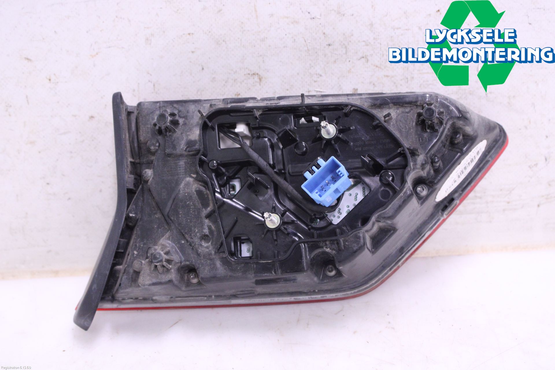 Volkswagen VW TIGUAN 16-24 Bakljus Lucka Hö