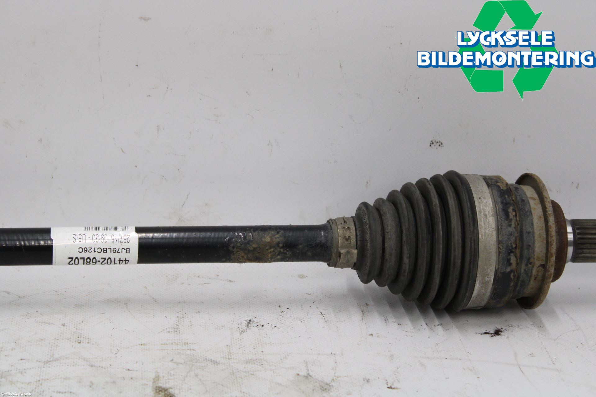 Suzuki SWIFT 11-16 Drivaxel Fram Vänster