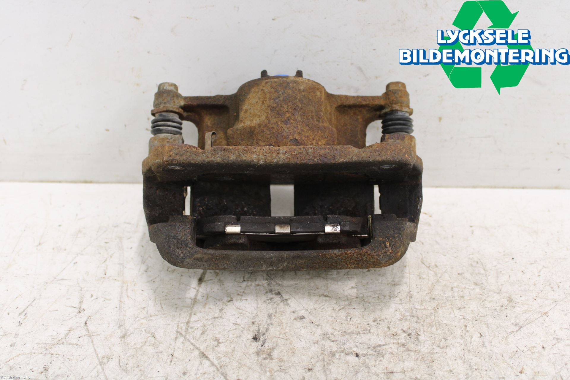 Suzuki SX4 S-CROSS 22- Bromsok Fram Vänster