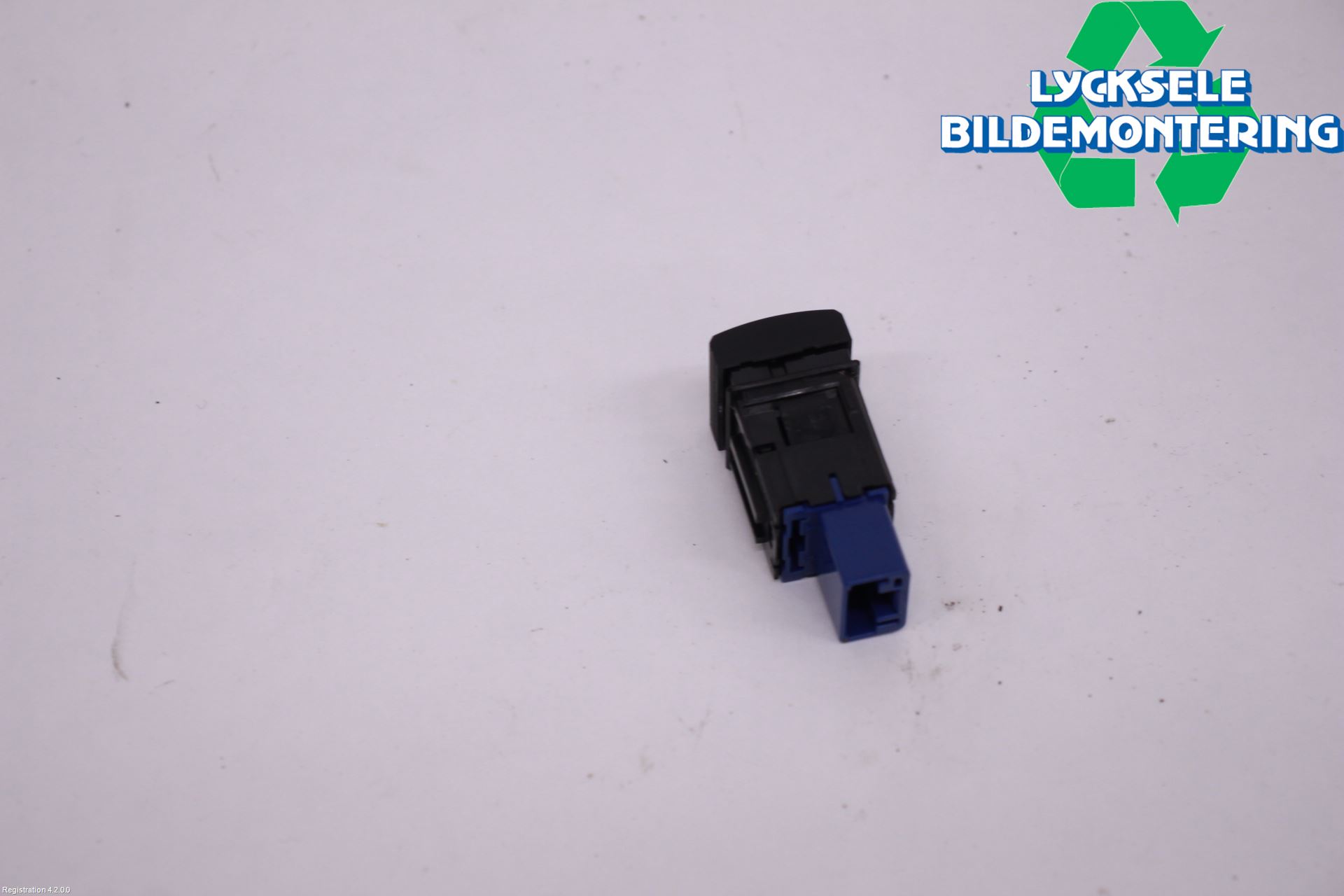 Toyota RAV4 19- Strömställare Baklucka