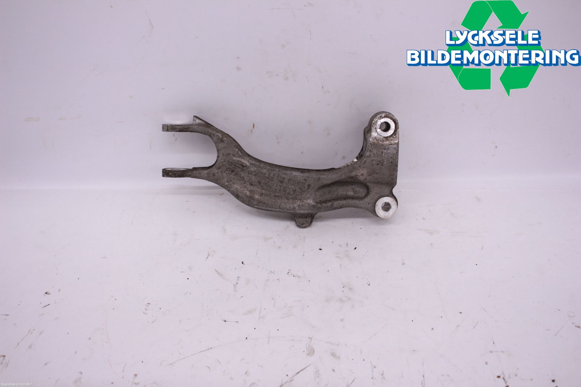 Audi A4 ALLROAD 17- Fjäderben Fram Vänster