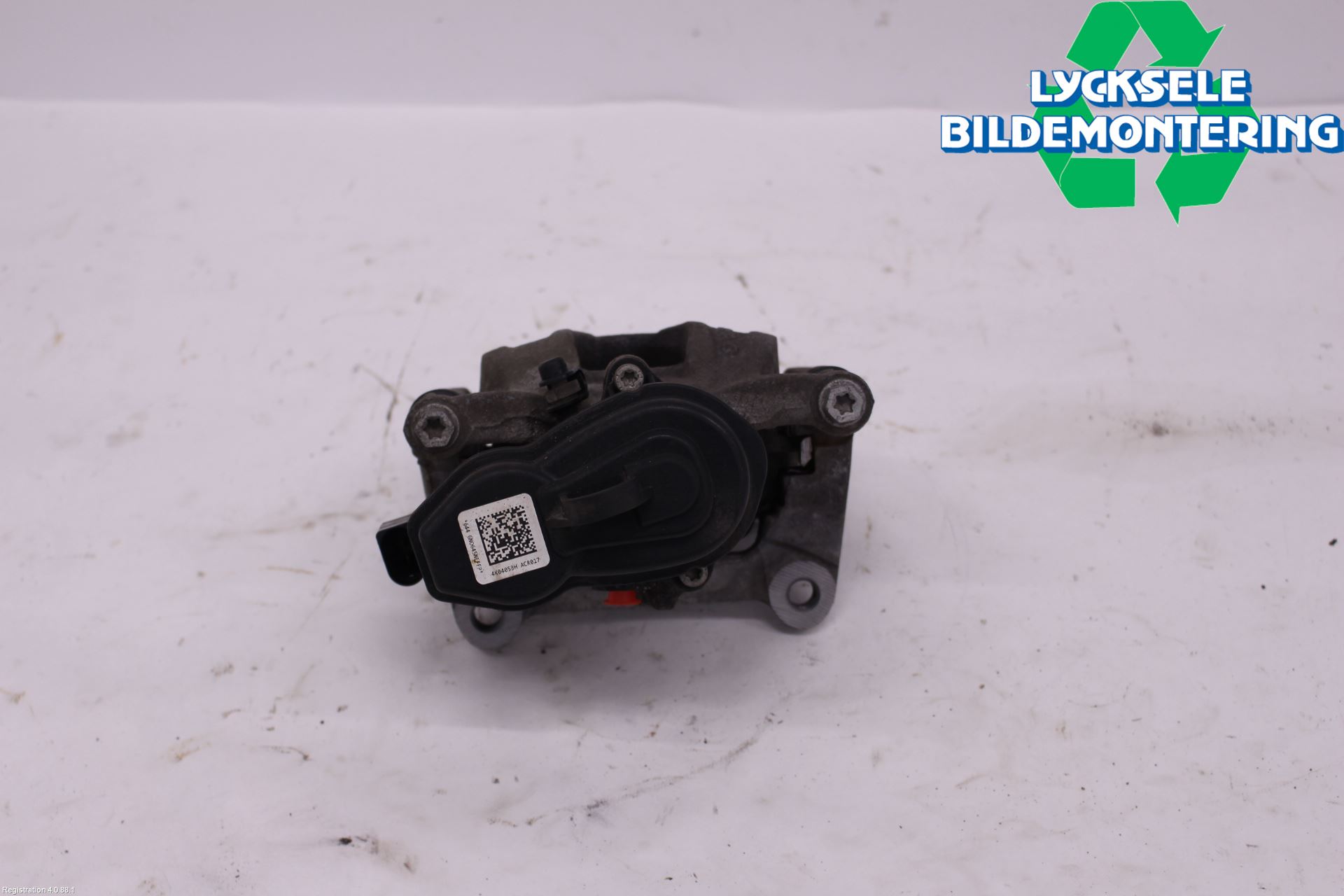 Audi A6 F2/C8 19- Bromsok Bak Vänster