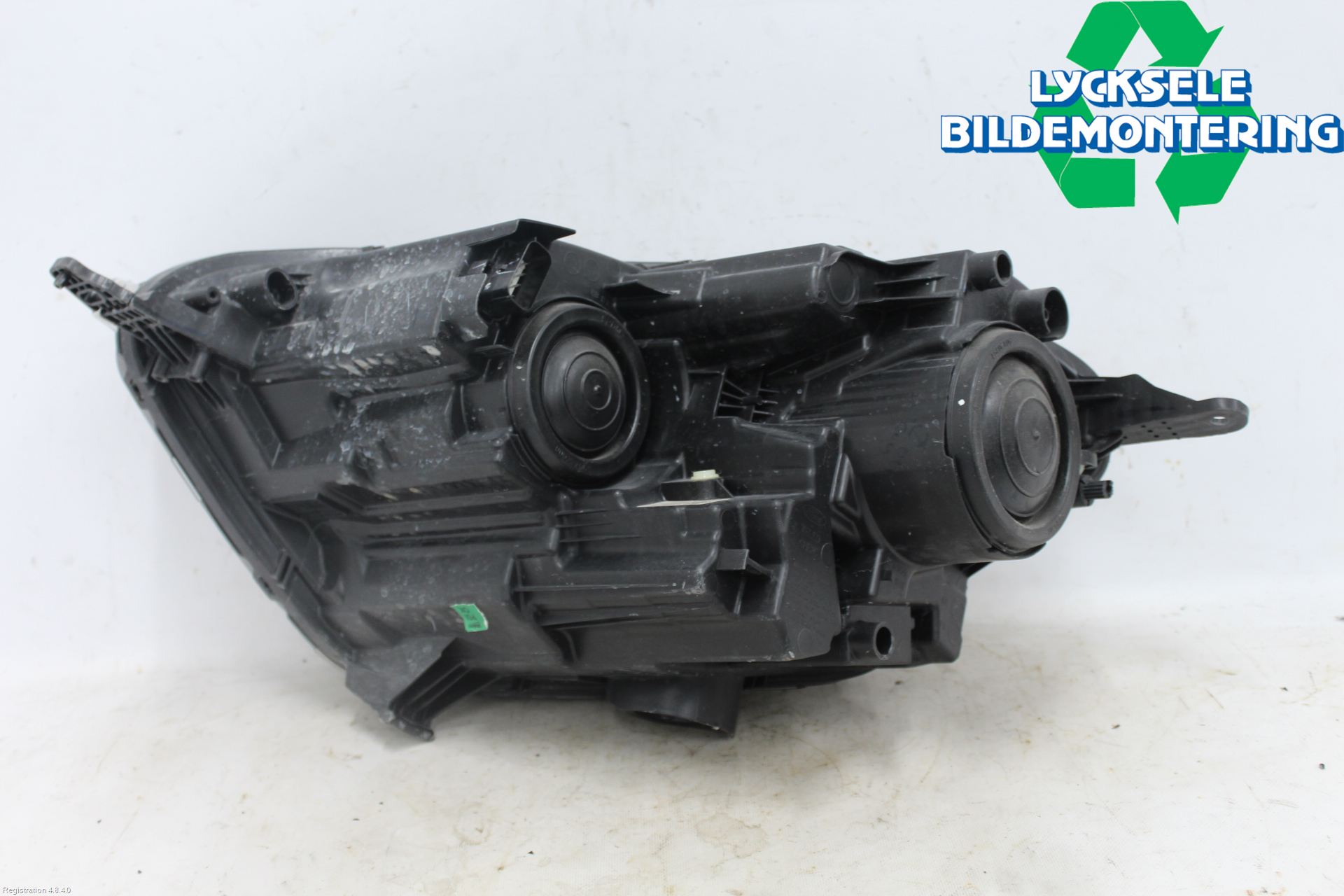 Ford ECOSPORT 17- Strålkastare Höger