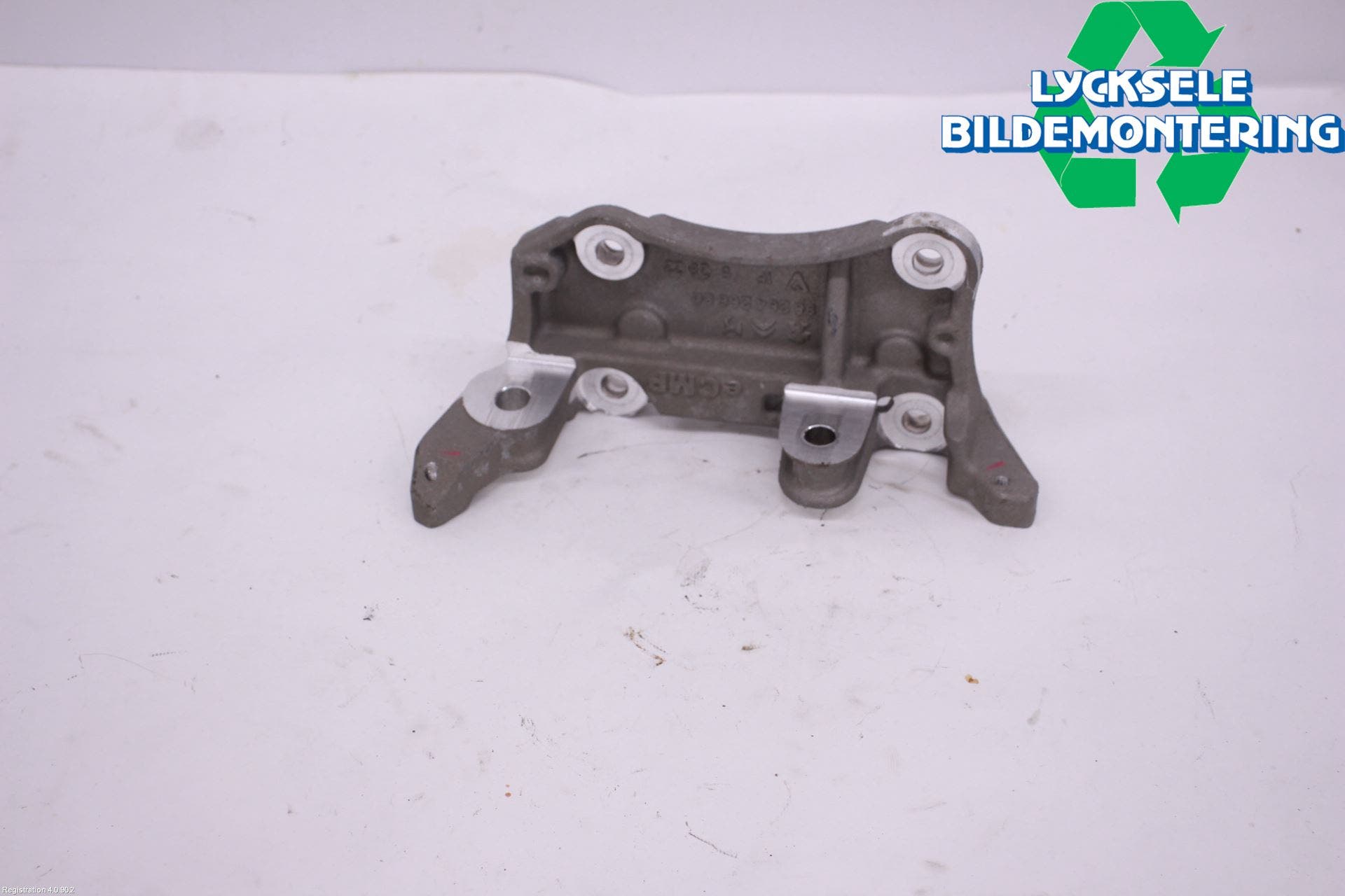 Citroen C4/E-C4 C4X/E-C4X III 21- Motorfäste