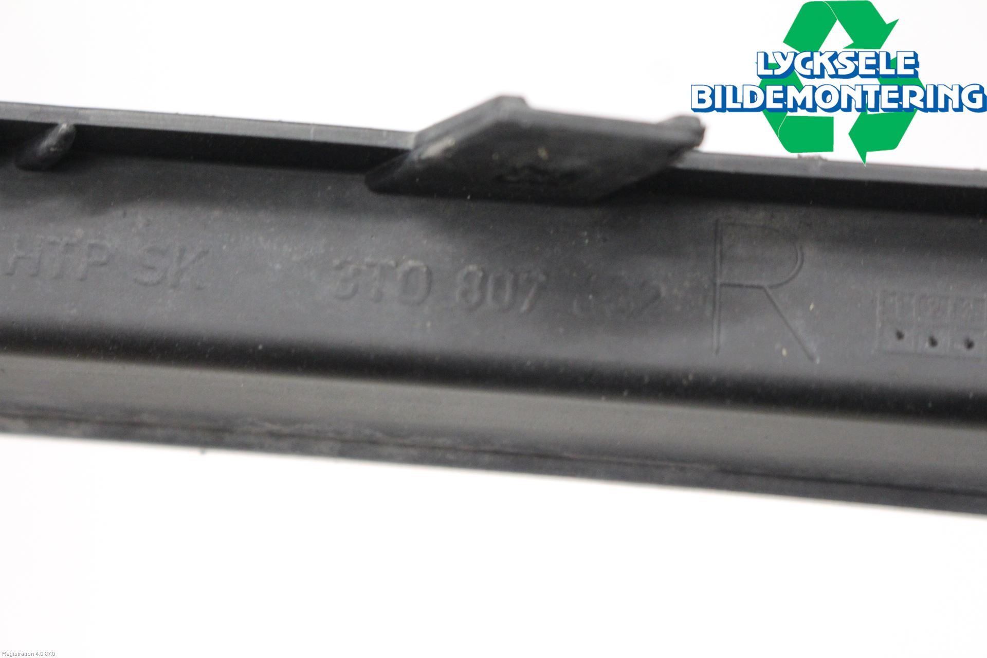 Skoda SUPERB 09-15 Stötfångardel Fram Hö