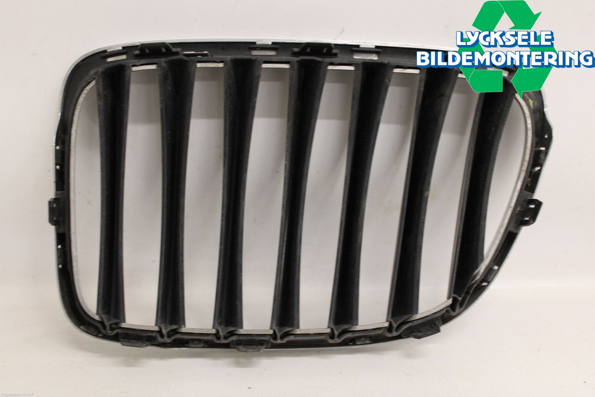 BMW X1 E84 10-15 Grilldel Höger