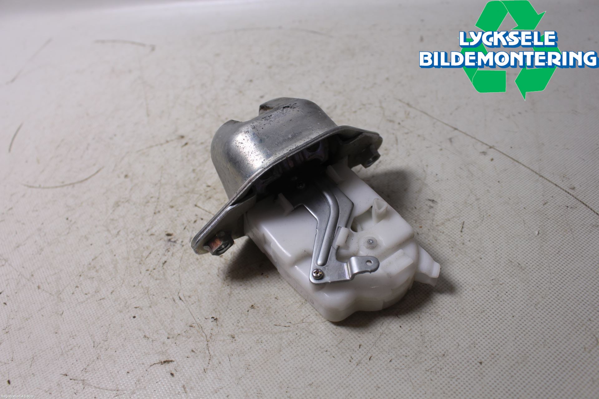 Subaru LEGACY 10-14 Låskista Baklucka