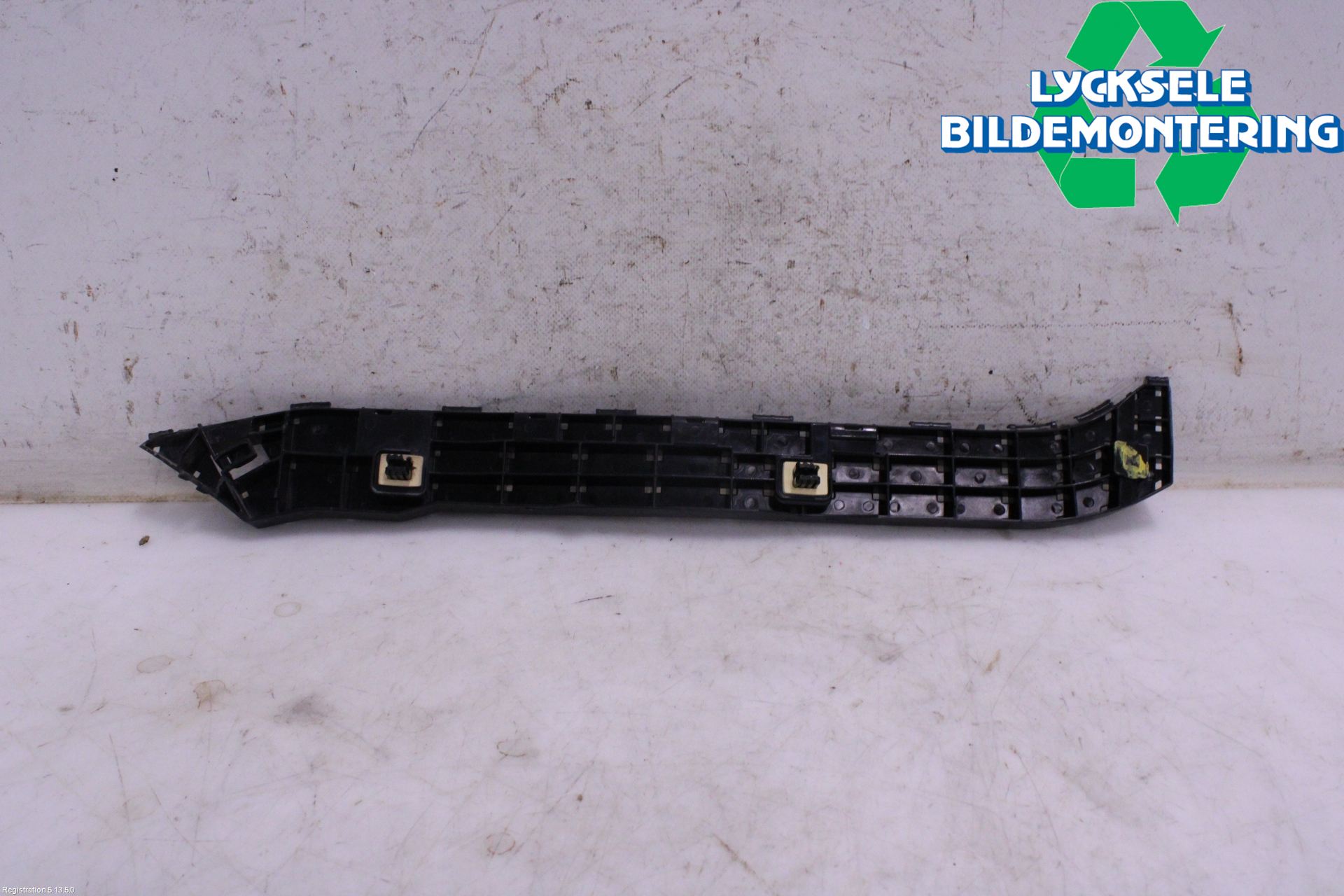 Subaru FORESTER SJ 13-18 Stötfångarfäste Bak Hö