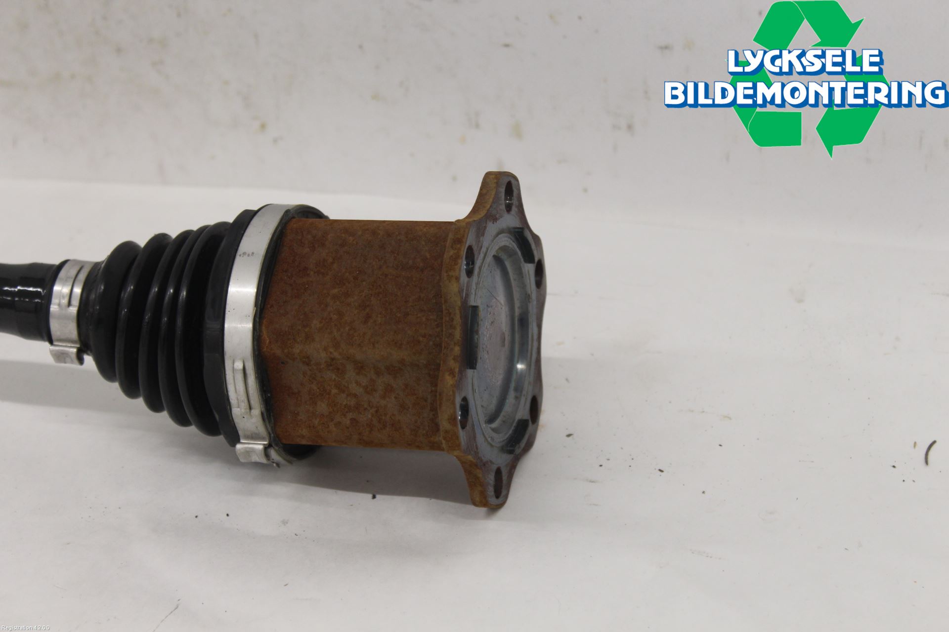 Skoda KAMIQ 20- Drivaxel Fram Vänster