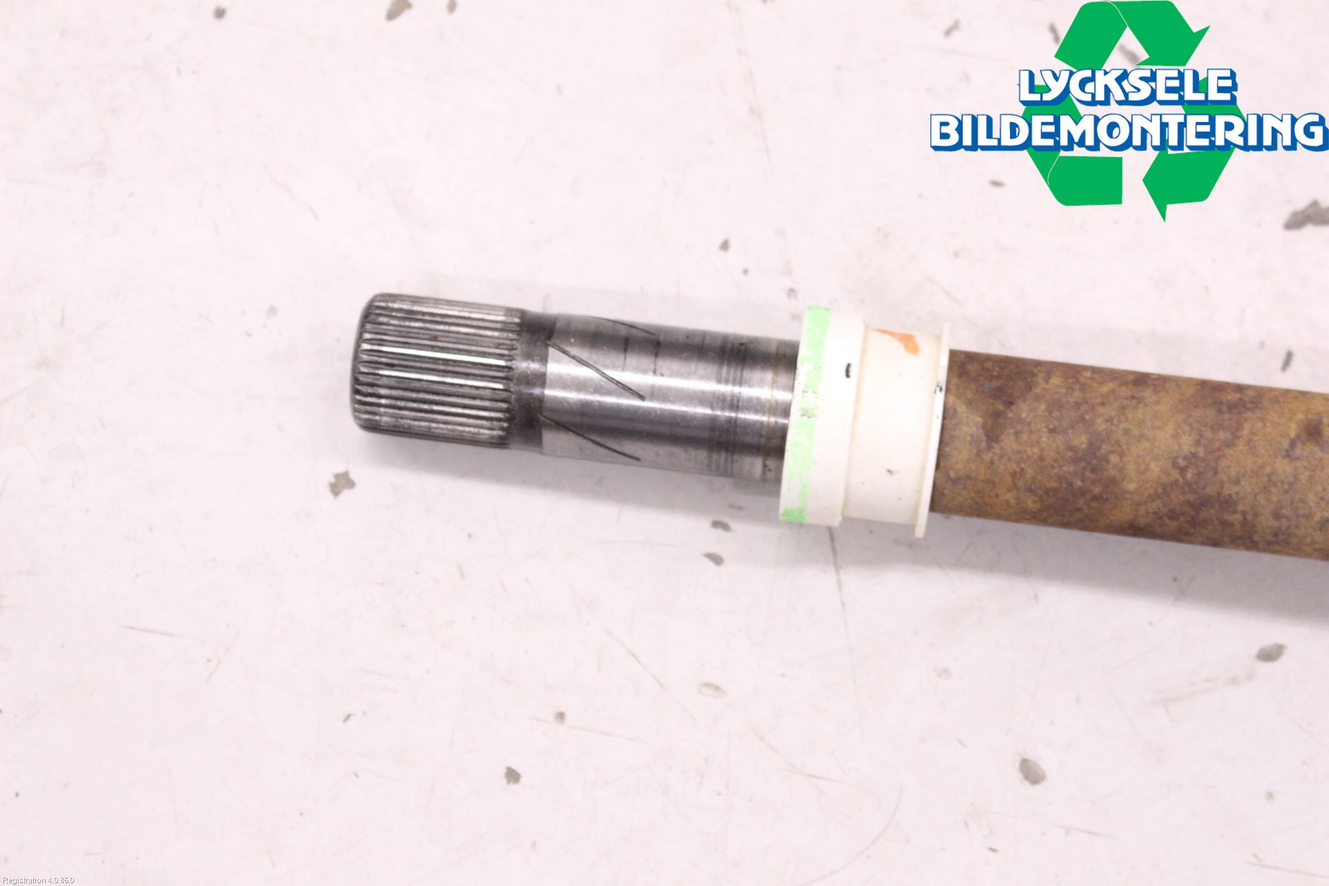 Opel VIVARO 15-19 Drivaxel Fram Höger