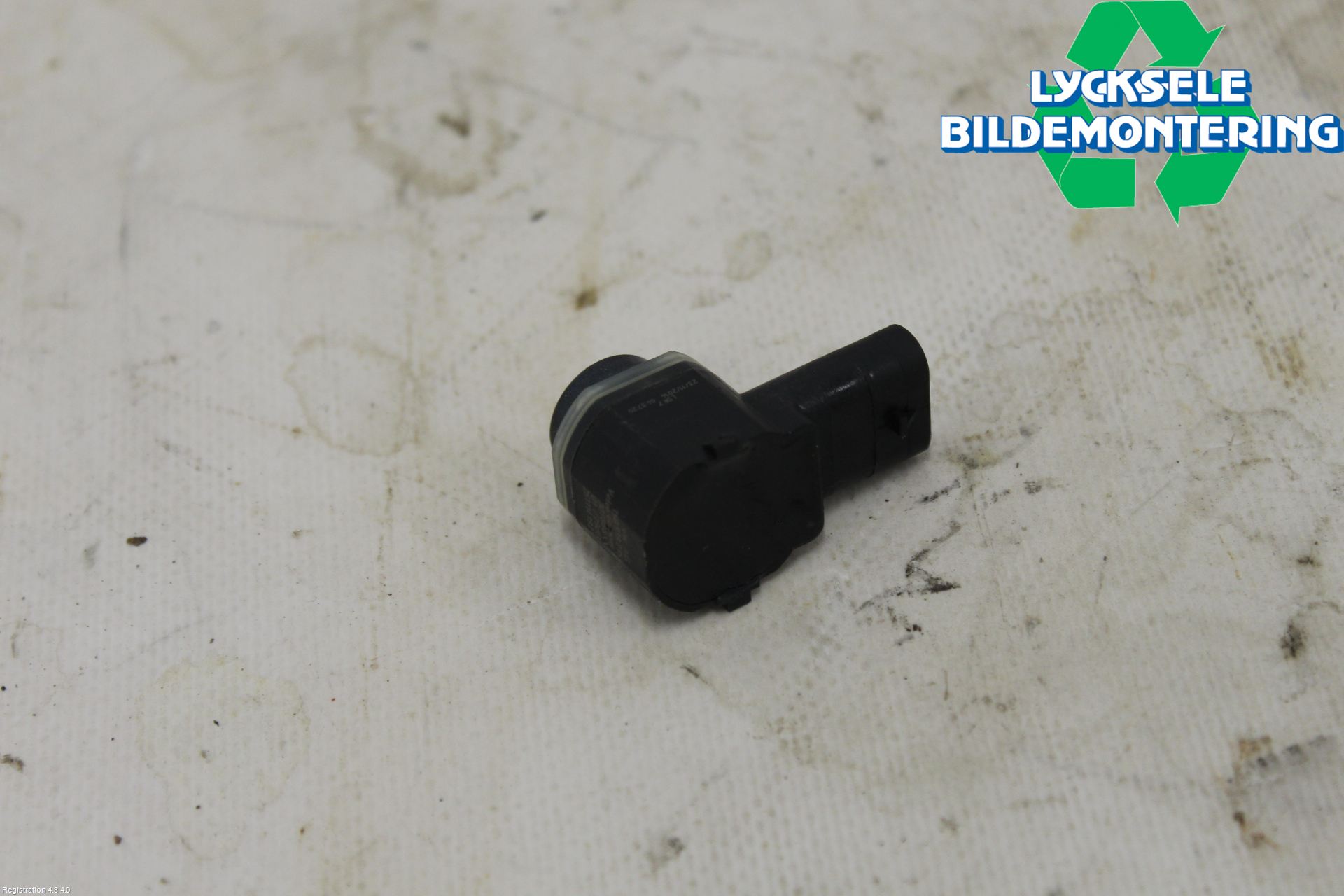 Skoda SUPERB 09-15 Parkeringshjälp Frontsensor