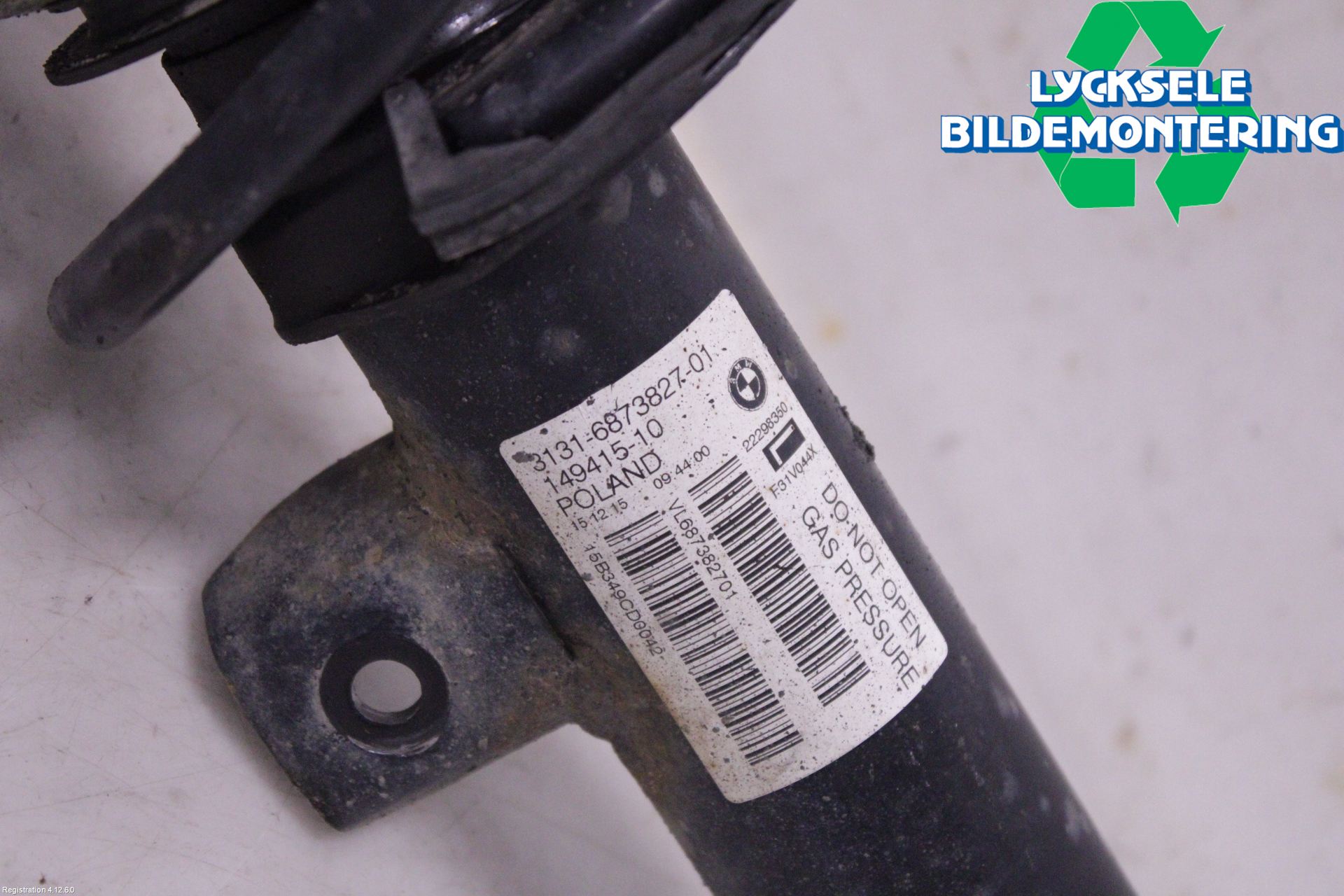 BMW 3 F30/F31/F80 12-19 Fjäderben Fram Vänster