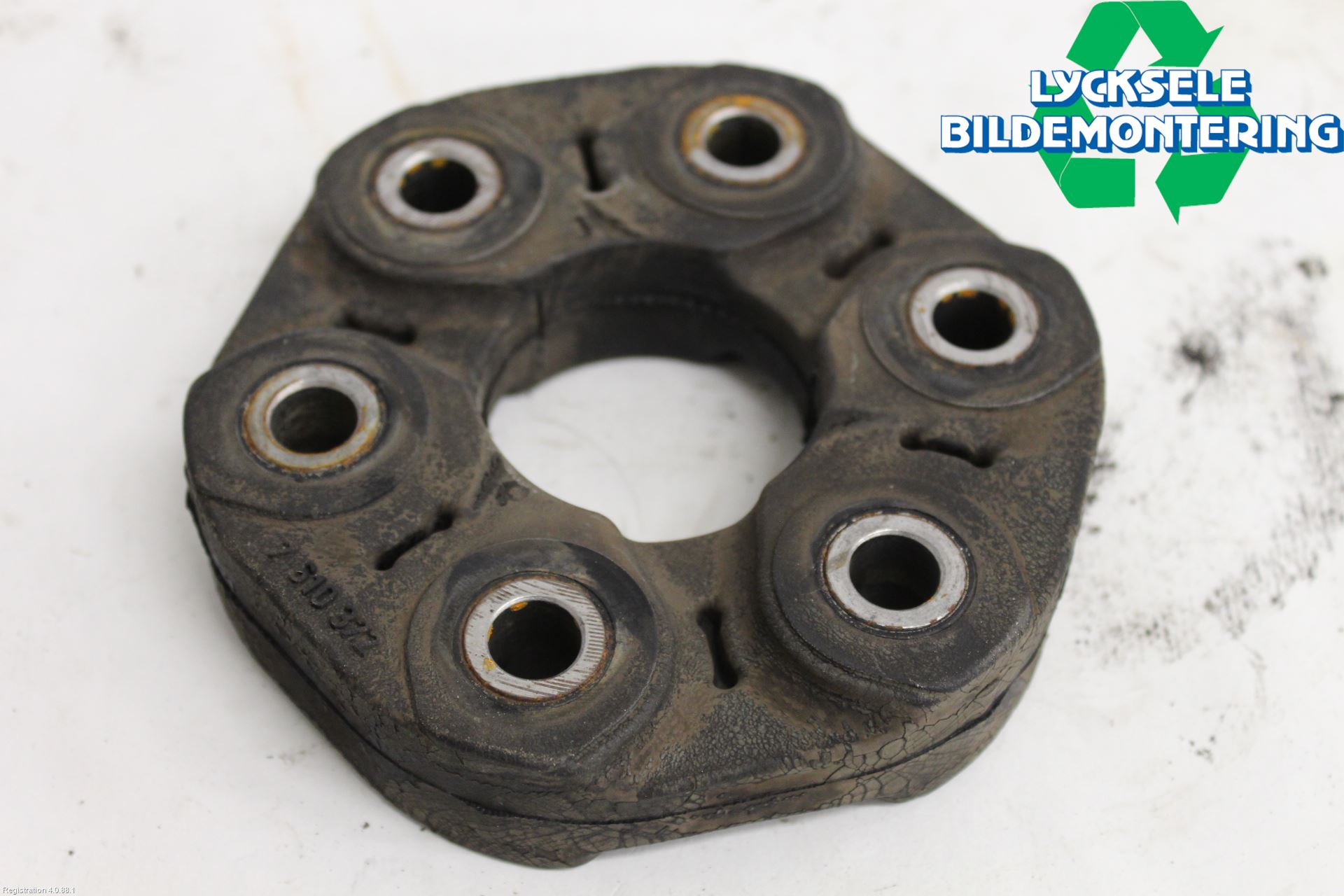 BMW 3 G20/G21/G80/G81 19- Mellanaxel Gummiknut