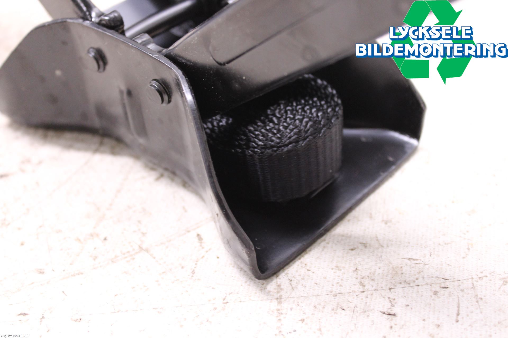 Ford KUGA 17-19 Verktygsfack-Förvaring